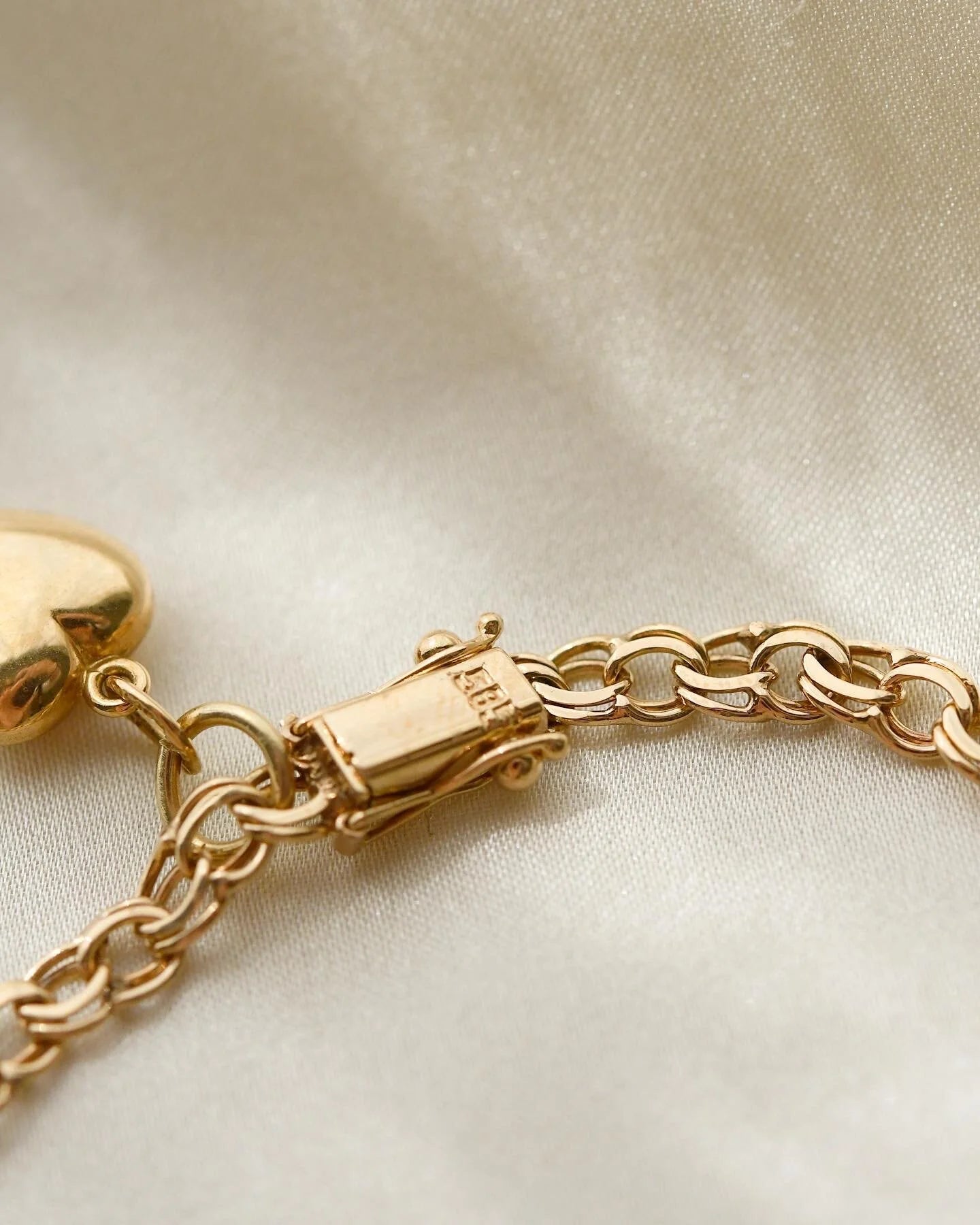 Gorg Bismarck Chain with Puffy Heart 14K Gold 1966