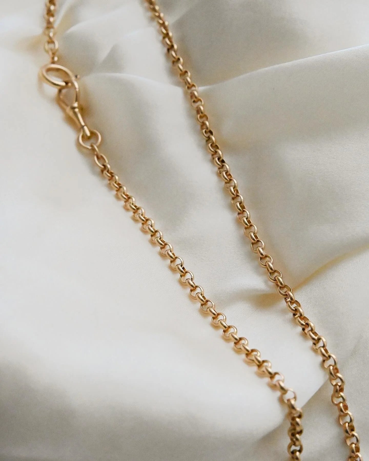 Ultra Rare 107 Year Old Antique 23 Grams Watch Chain on 18.25 Inches 18 Gold 1917