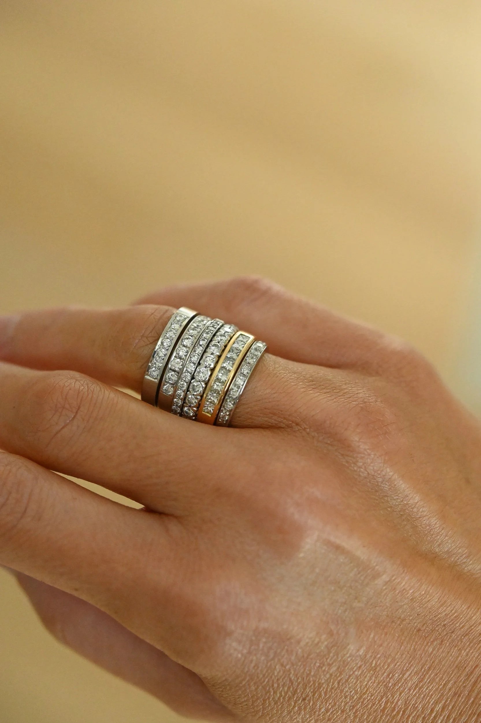 Beautiful Size 7.25 Diamond Ring 18K White Gold
