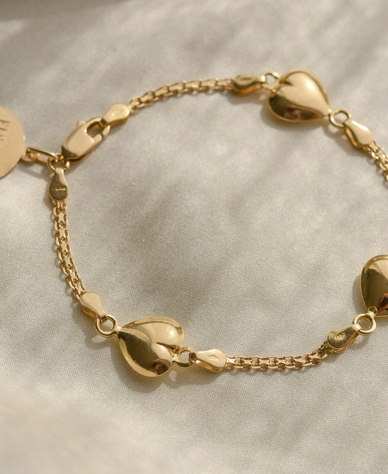 Cute Puffy Heart Vintage Bracelet 18K Gold 1950