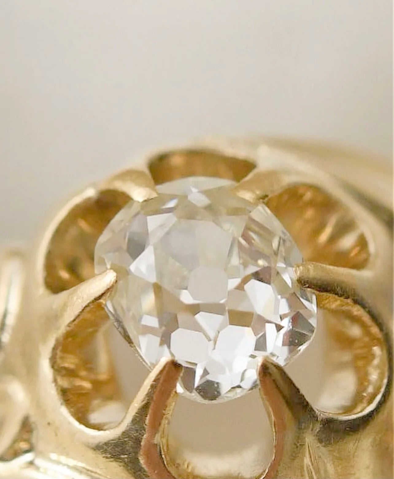 Beautiful Antique Old Mine Cut Diamond Ring 18K Gold 1800s