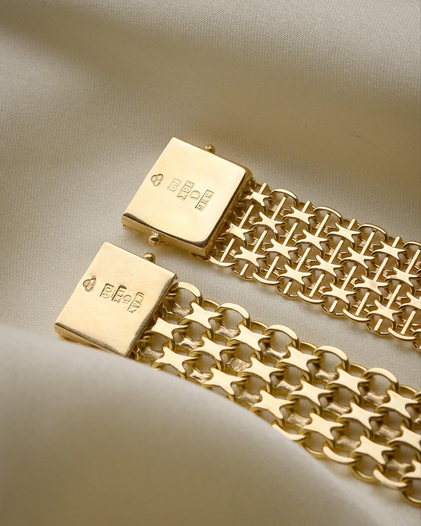 Radiant X Link Bracelet 18K Gold 1965