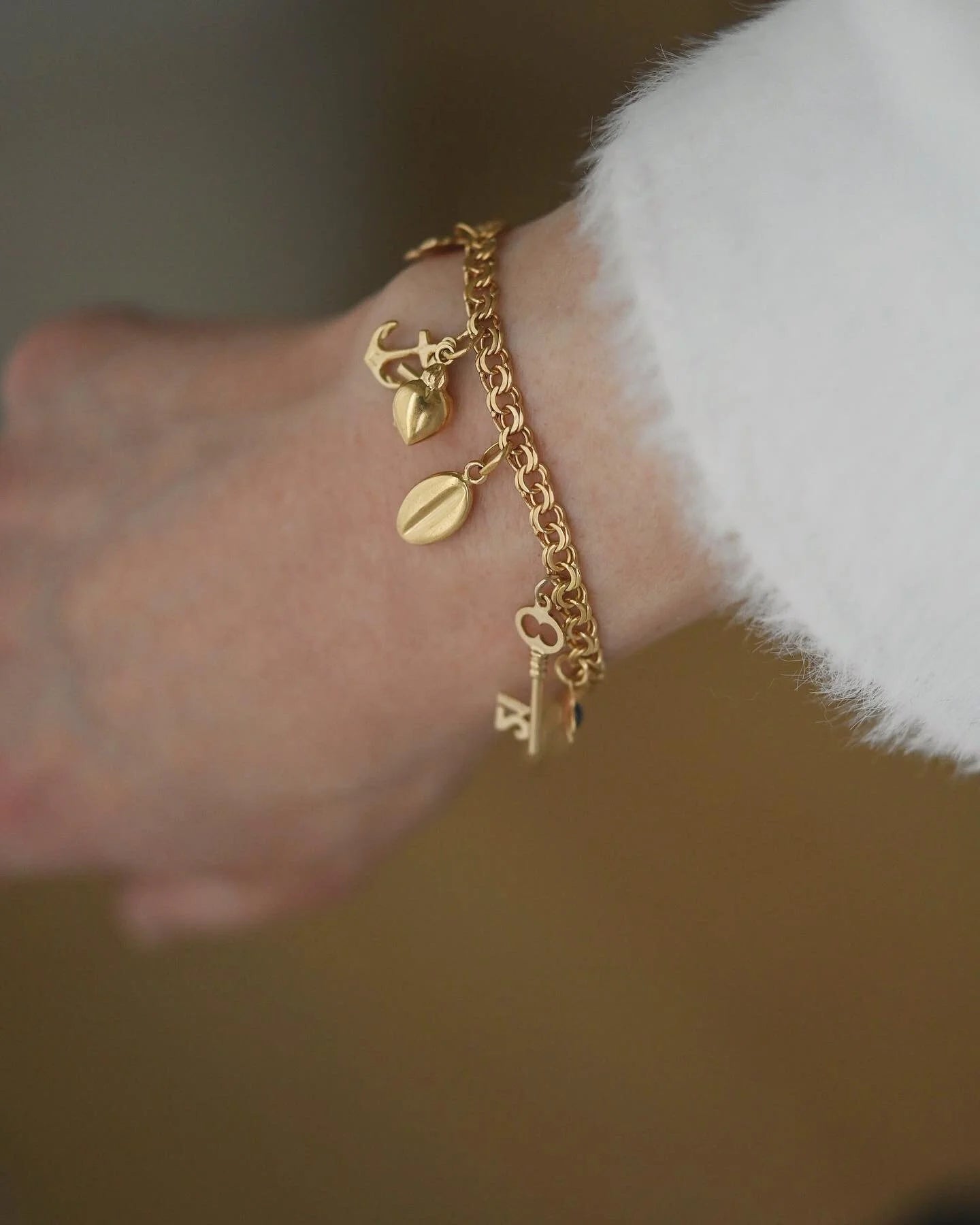 Selection of Special Swedish Vintage Bracelets 18K Gold Mid 1900s