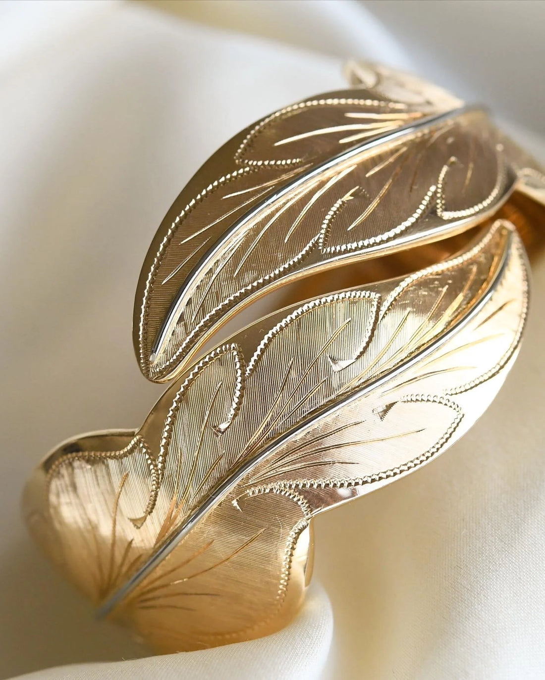 Dream Flower Cuff 18K Solid Gold 1957