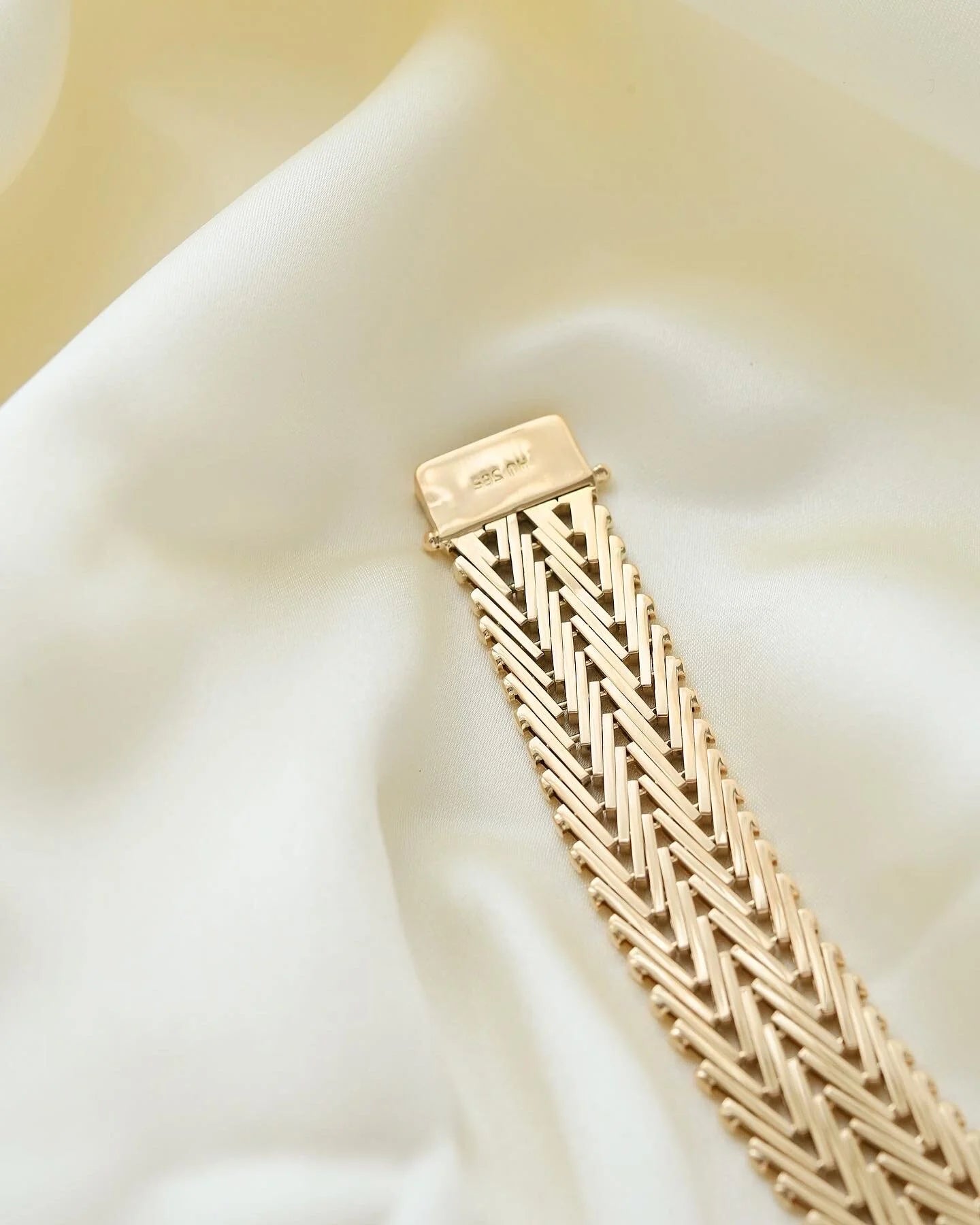 Sublime Danish Vintage Geneva Link Double Row Bracelet 14K Gold 1960