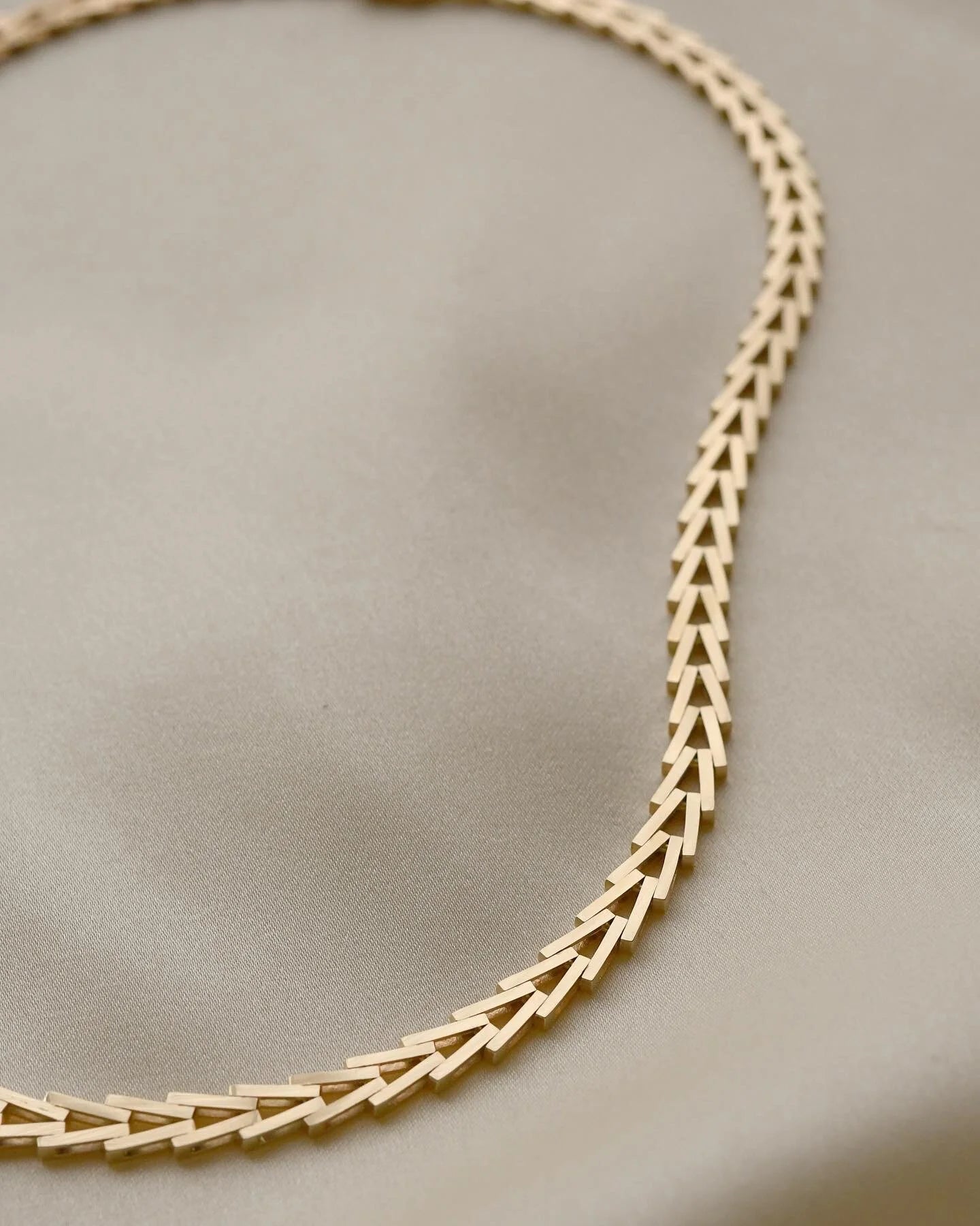 Danish Vintage Geneva Link Chain 14K Gold 1970s