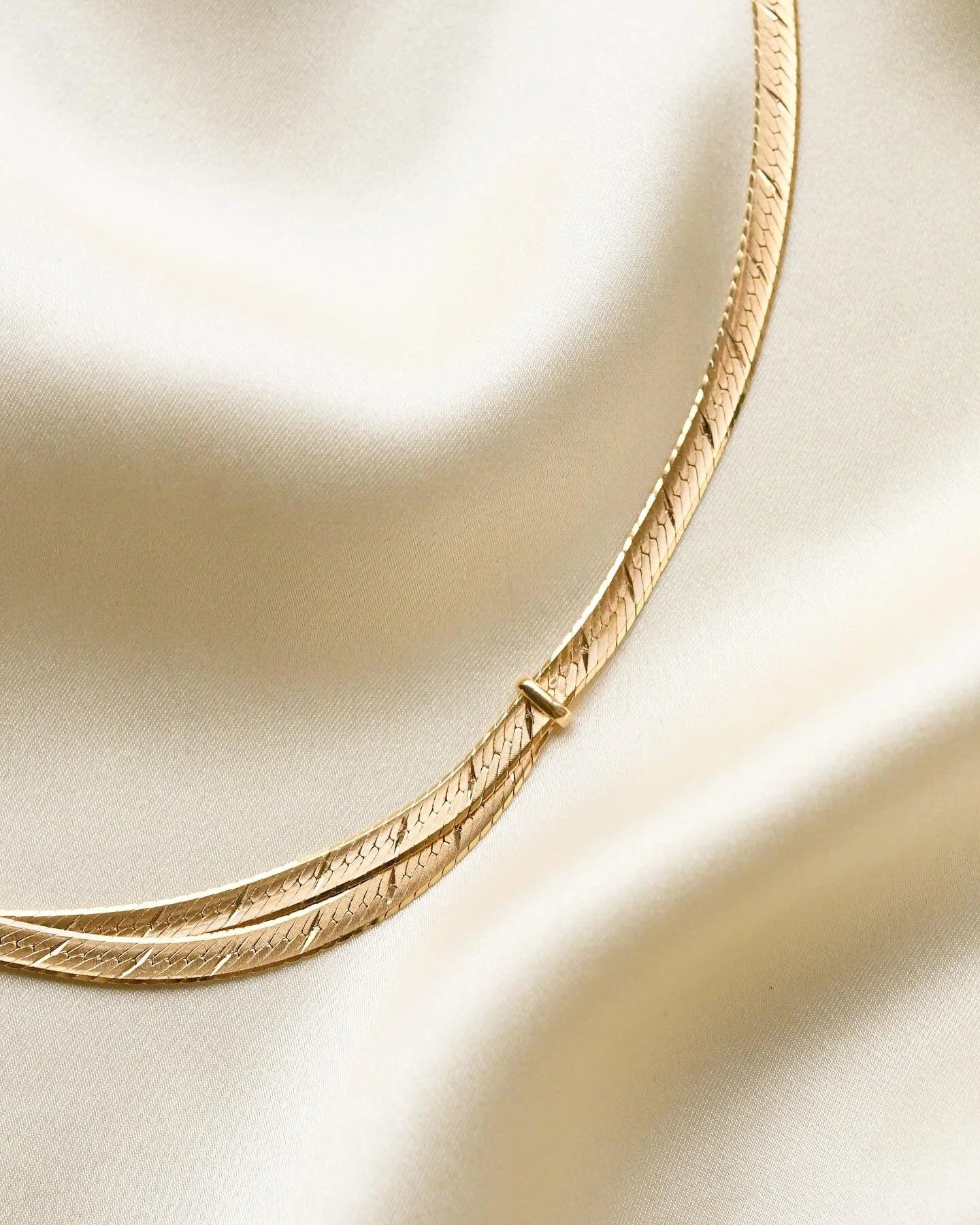Sexy Unique Vintage Herringbone Necklace 18K Gold