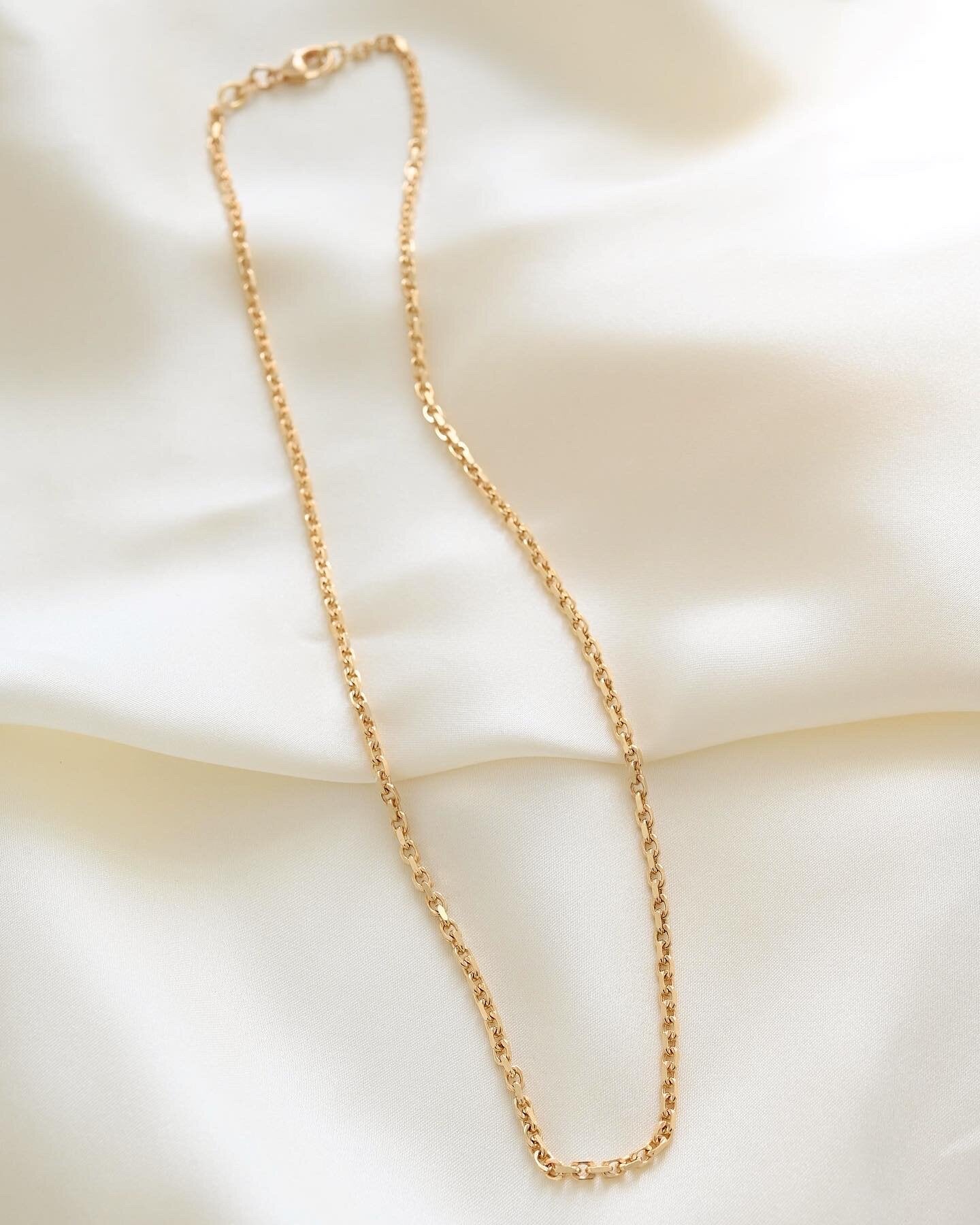 Rare 2.5 mm Italian Vintage Anchor Chain 18K Gold