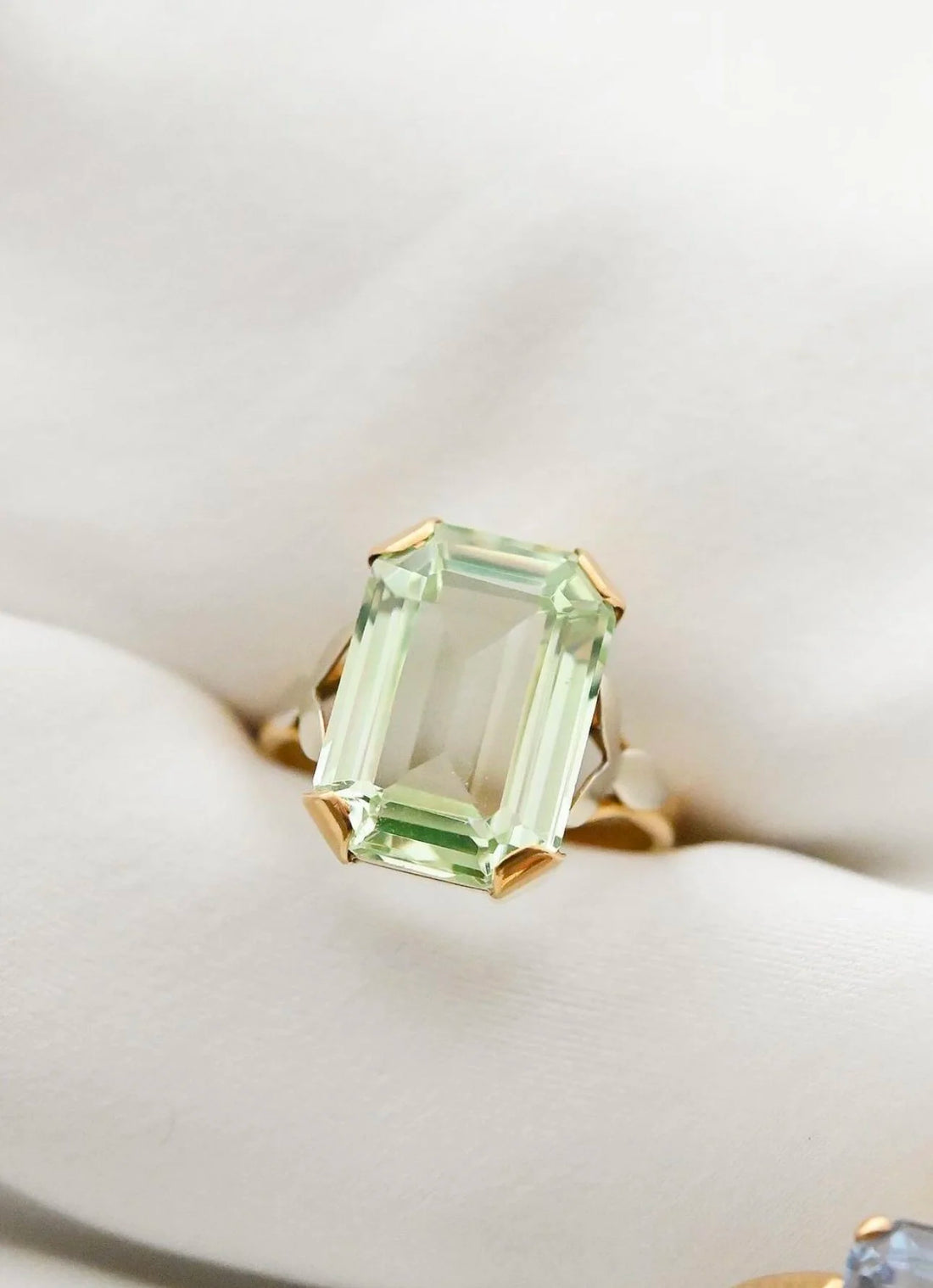 Incredible Mid Century Swedish Vintage Green Spinel Ring 18K Gold