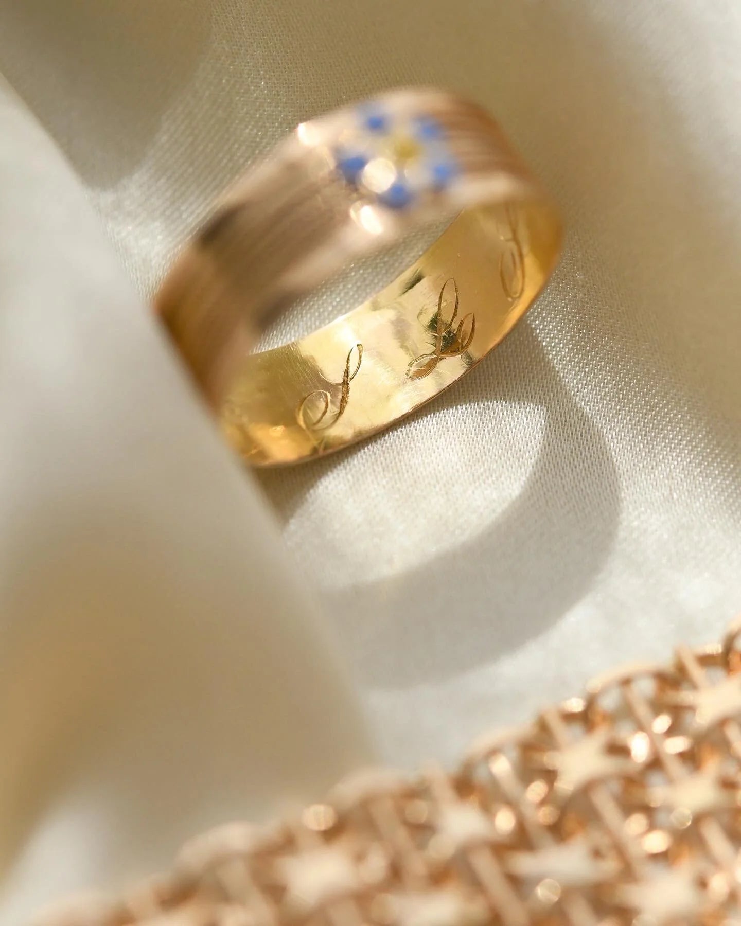Amazing 216 Year Old Ring 18K Gold 1805