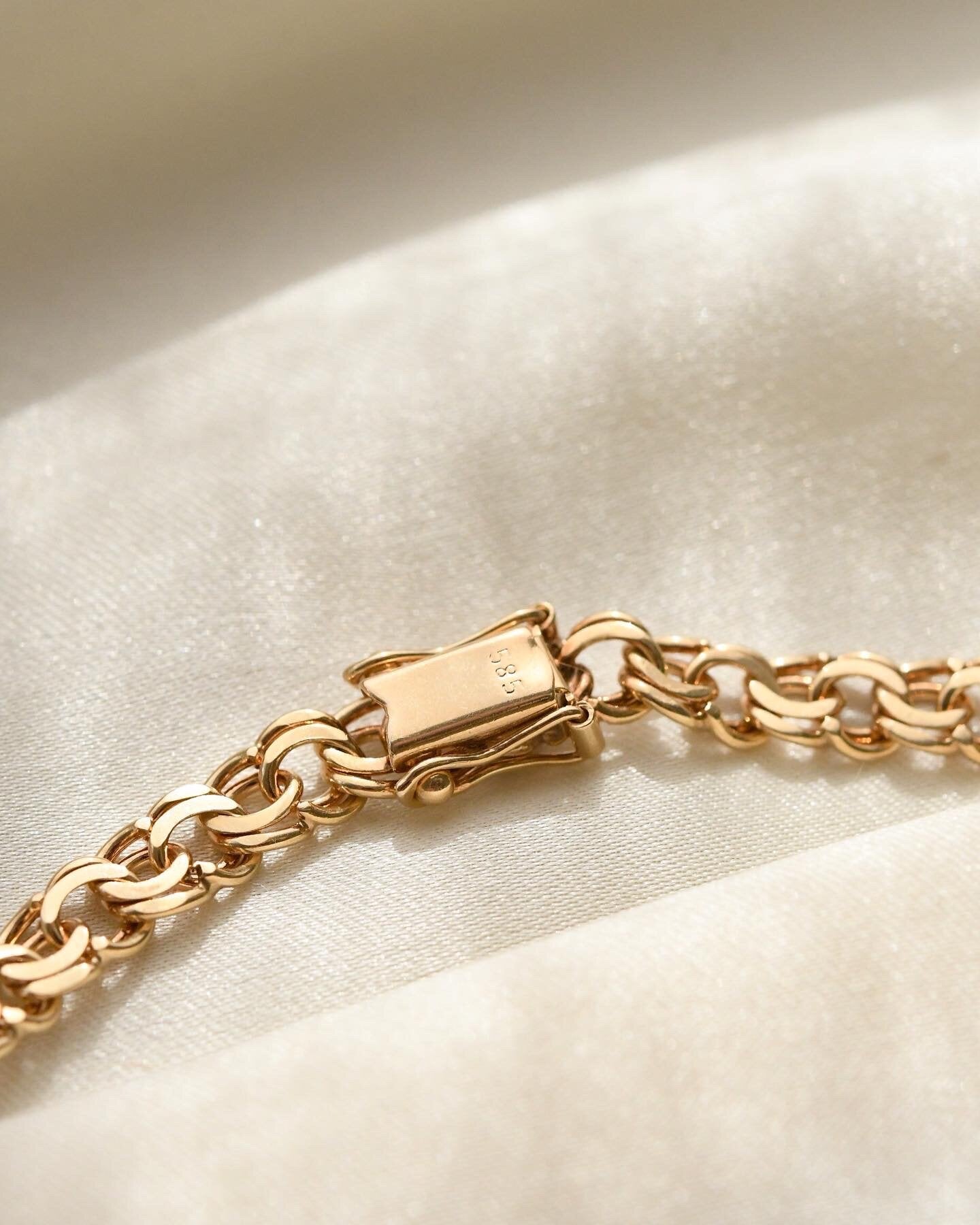 Sublime Bismarck Link Chain 14K Gold 1960s