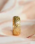 Beautiful Edwardian Engraved Wedding Band 1918 18K Gold
