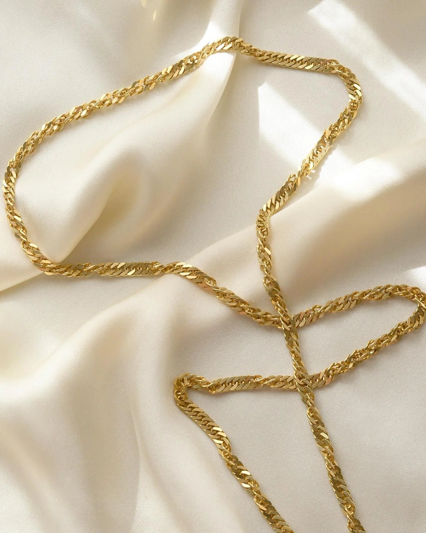 Rare Twisted Curb Chain 14K Gold 1970s