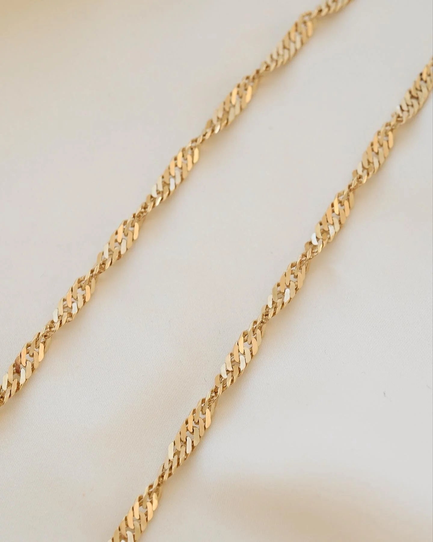 BIG Twisted Curb Link Chain 14K Gold 1980s