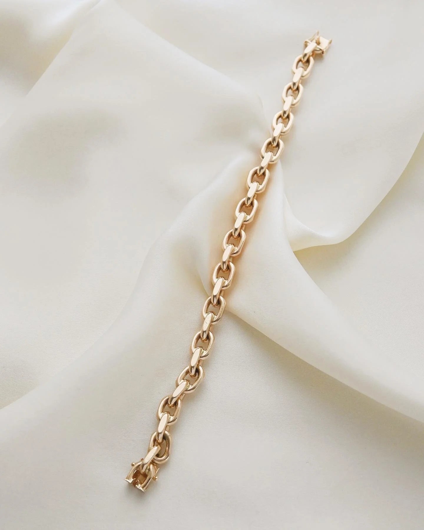6.25 Inches Big Chunky Danish Anchor Link Bracelet 14K Gold