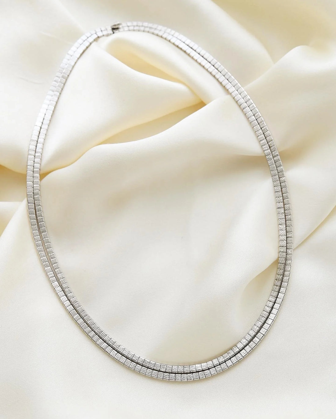 Super Sexy Double Row Satinated Silver Vintage Necklace