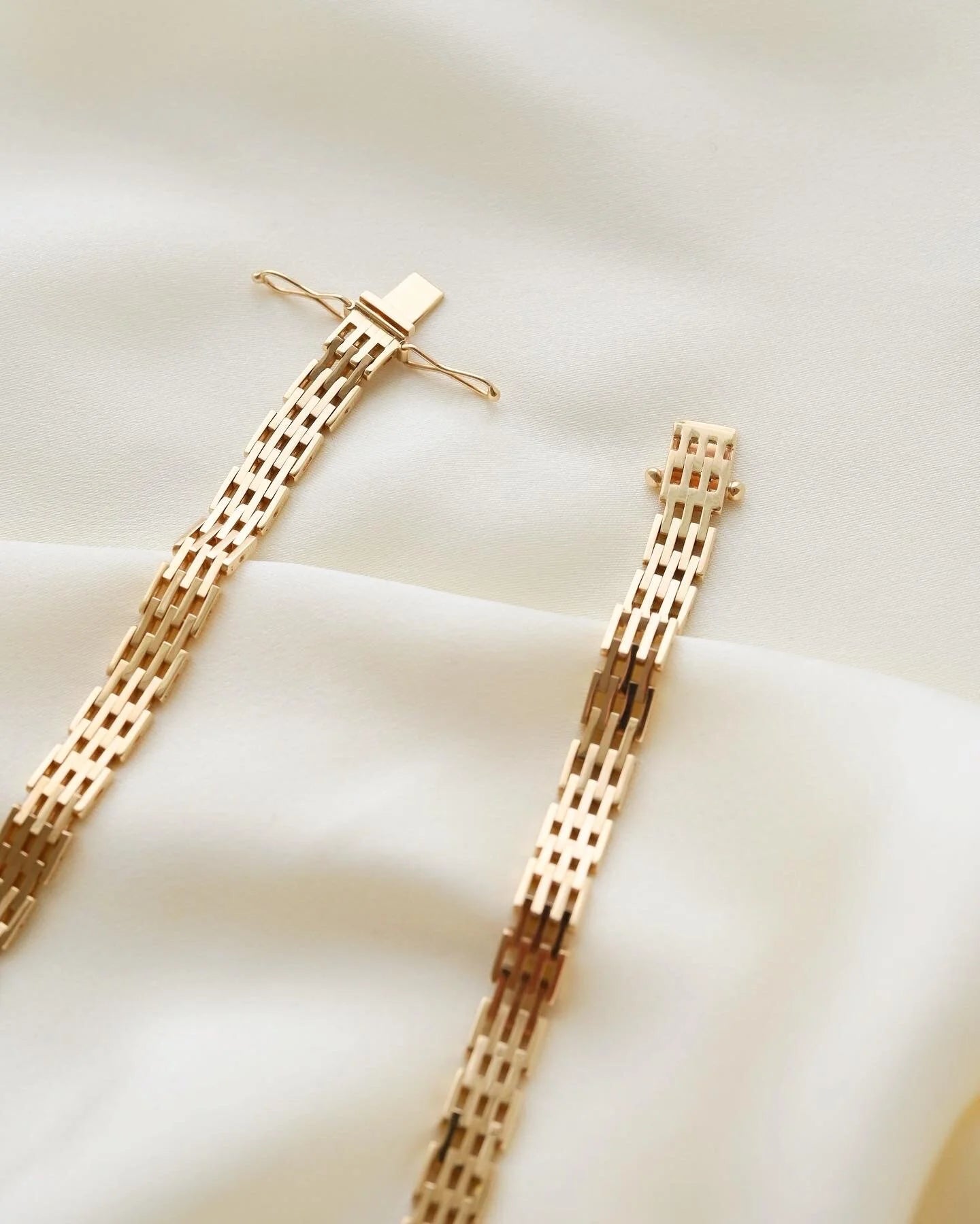 Unique Longer Brick Link Necklace 14K Gold 1960s