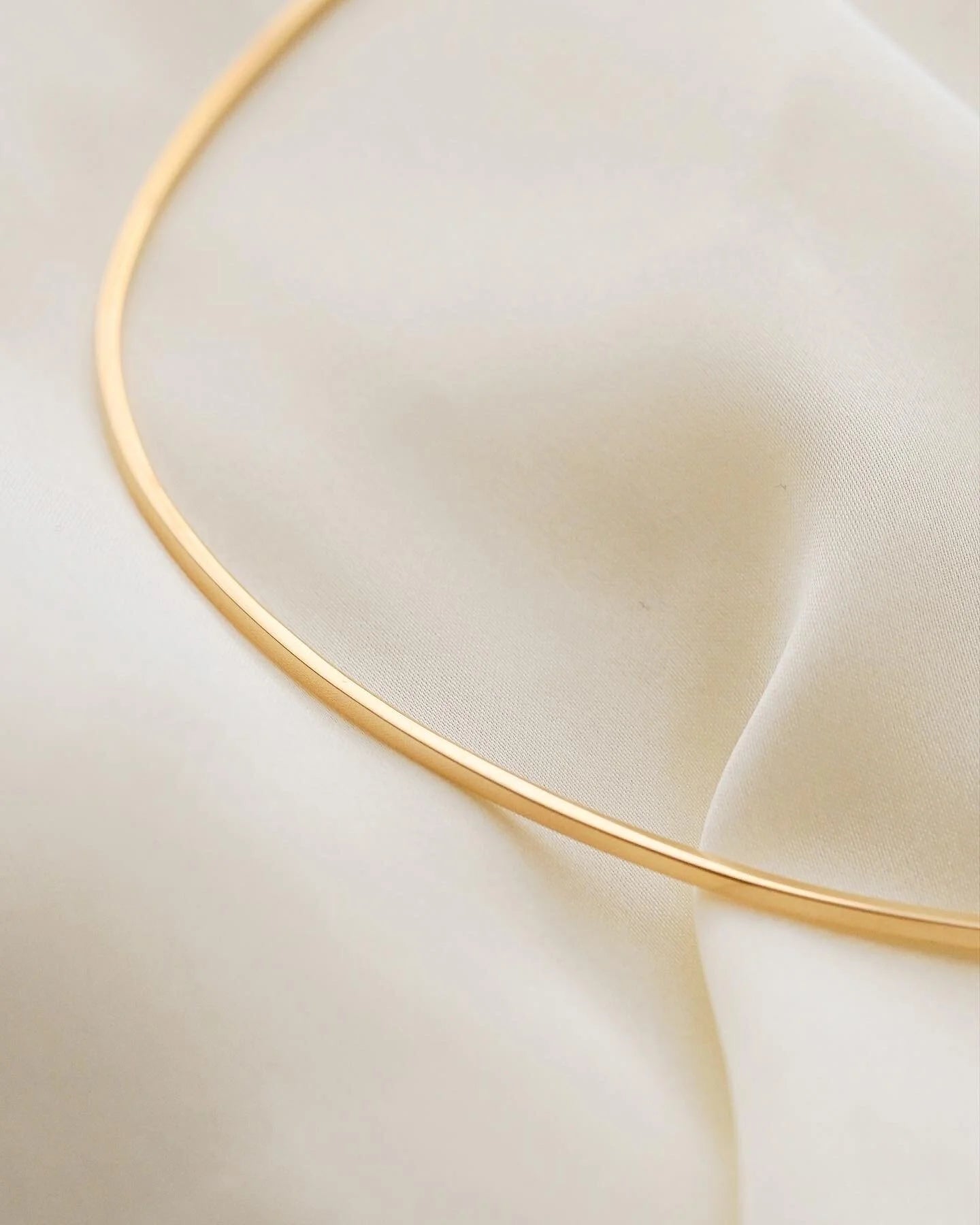 Incredible 24 Grams Vintage Choker Necklace 18K Gold
