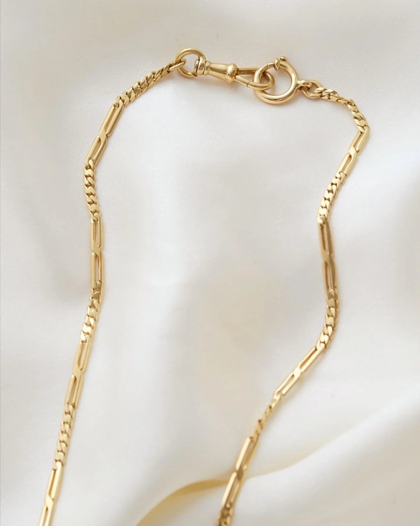 17 Inches Long Antique Watch Chain Necklace 18K Gold 1910s