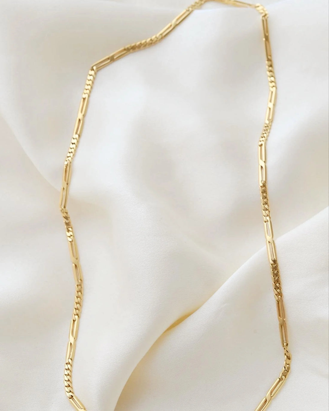 17 Inches Long Antique Watch Chain Necklace 18K Gold 1910s