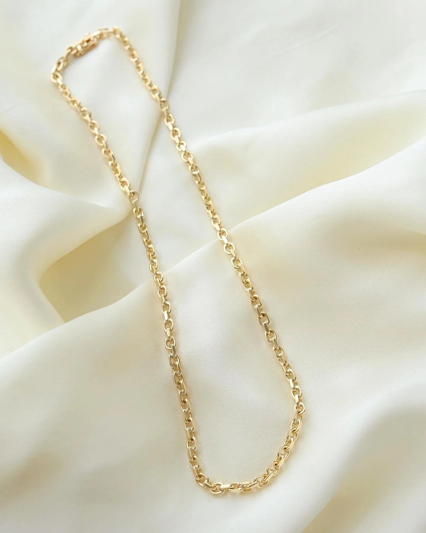 Sublime 17.15 inches Danish Vintage Anchor Chain 14K Gold