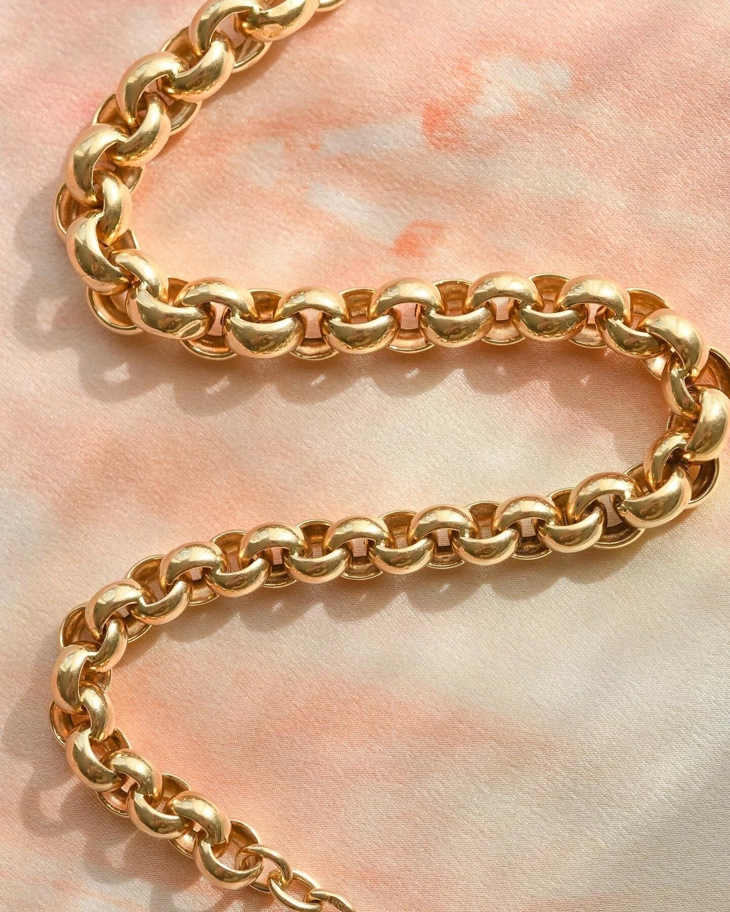 10.2 Inches Antique Belcher Watch Chain 18K Gold 1910s