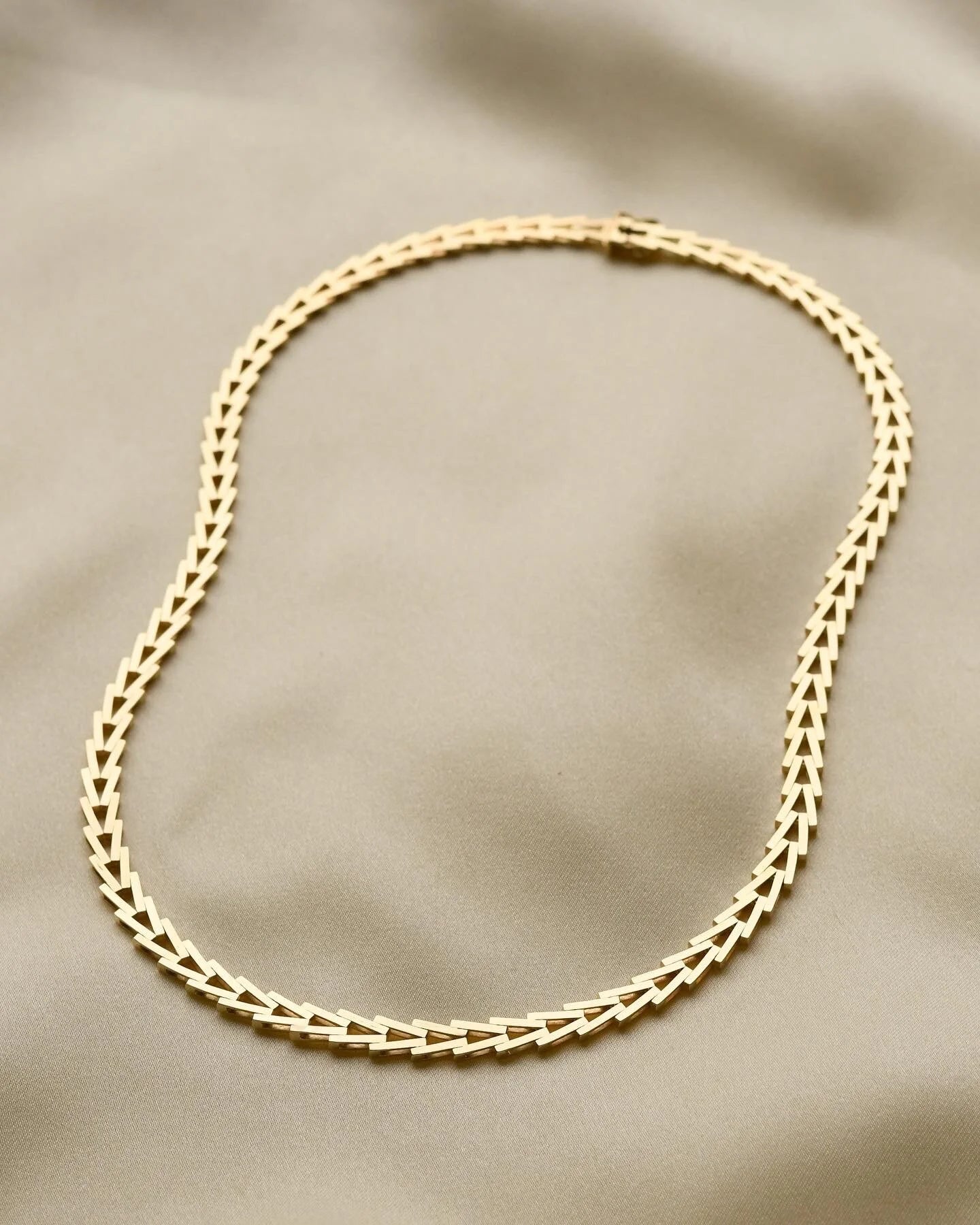 Danish Vintage Geneva Link Chain 14K Gold 1970s