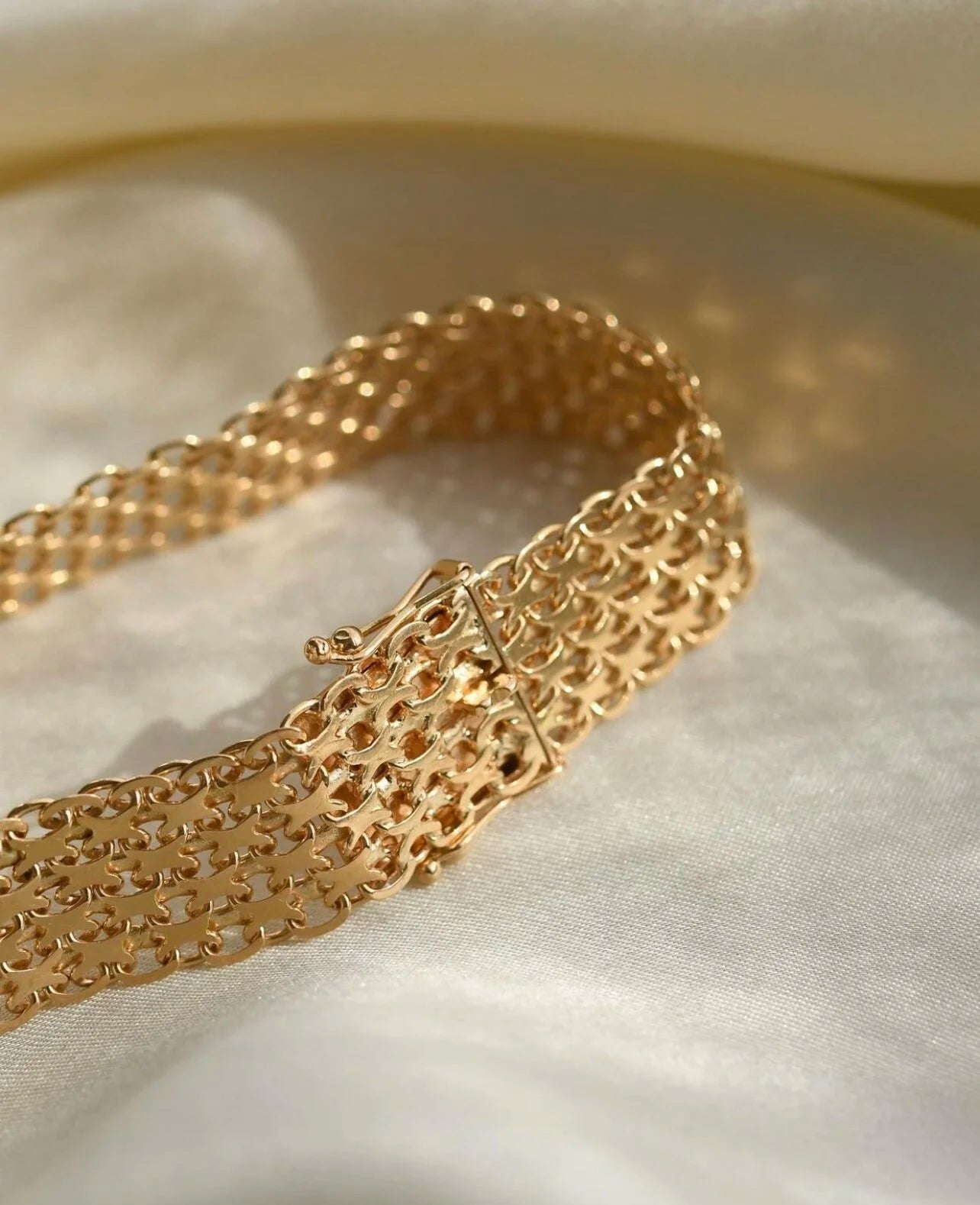 Sublime X link Bracelet 18K Gold 1954
