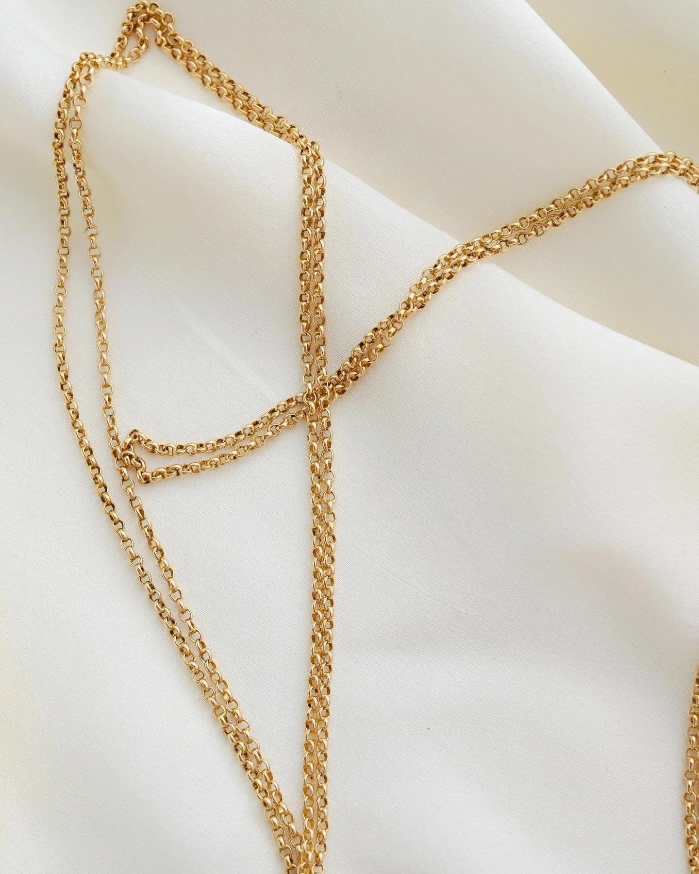 47.3 Inches Antique Long Guard Chain 18K Gold