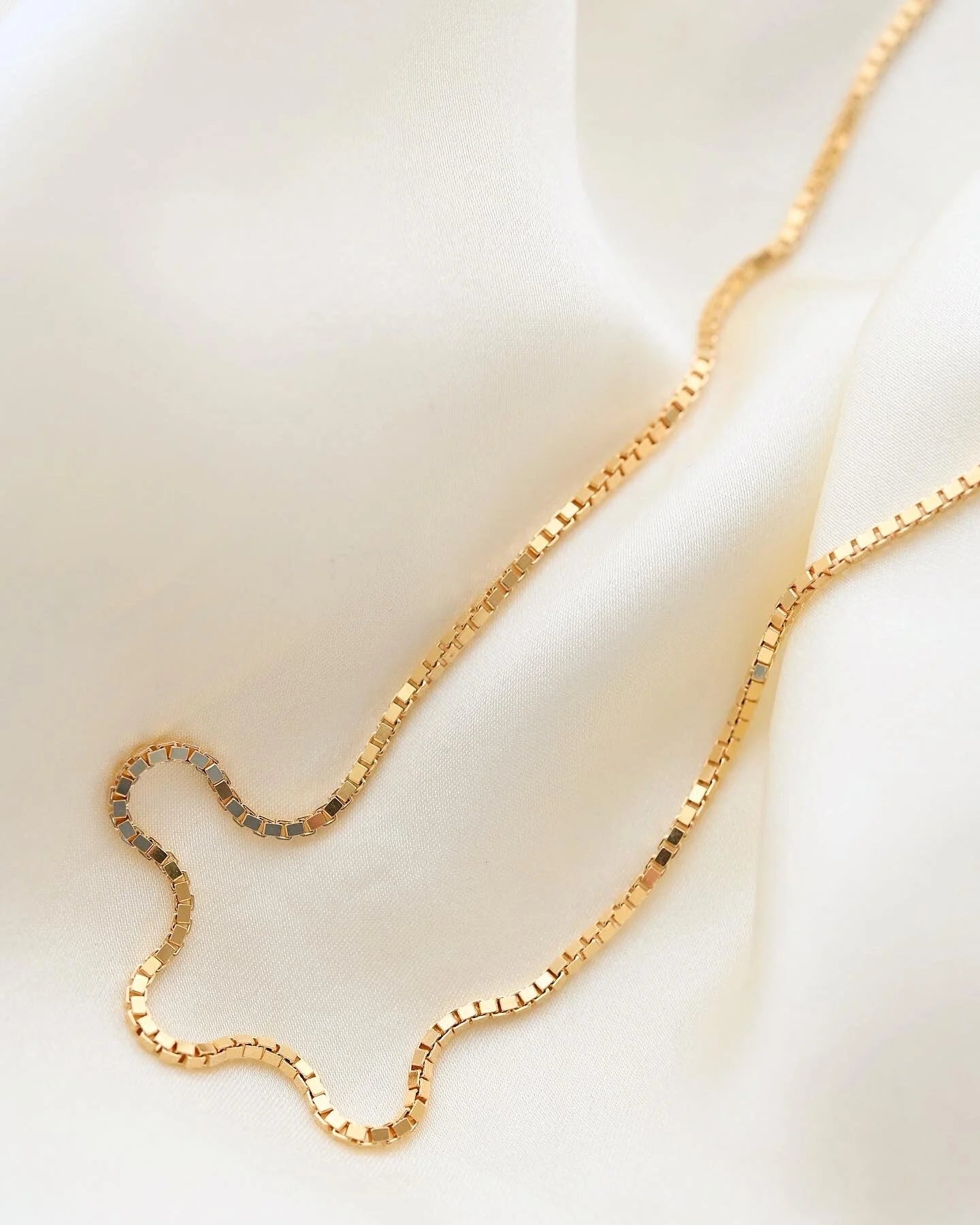 Rare Long Thick Vintage Box Chain Necklace 18K Gold