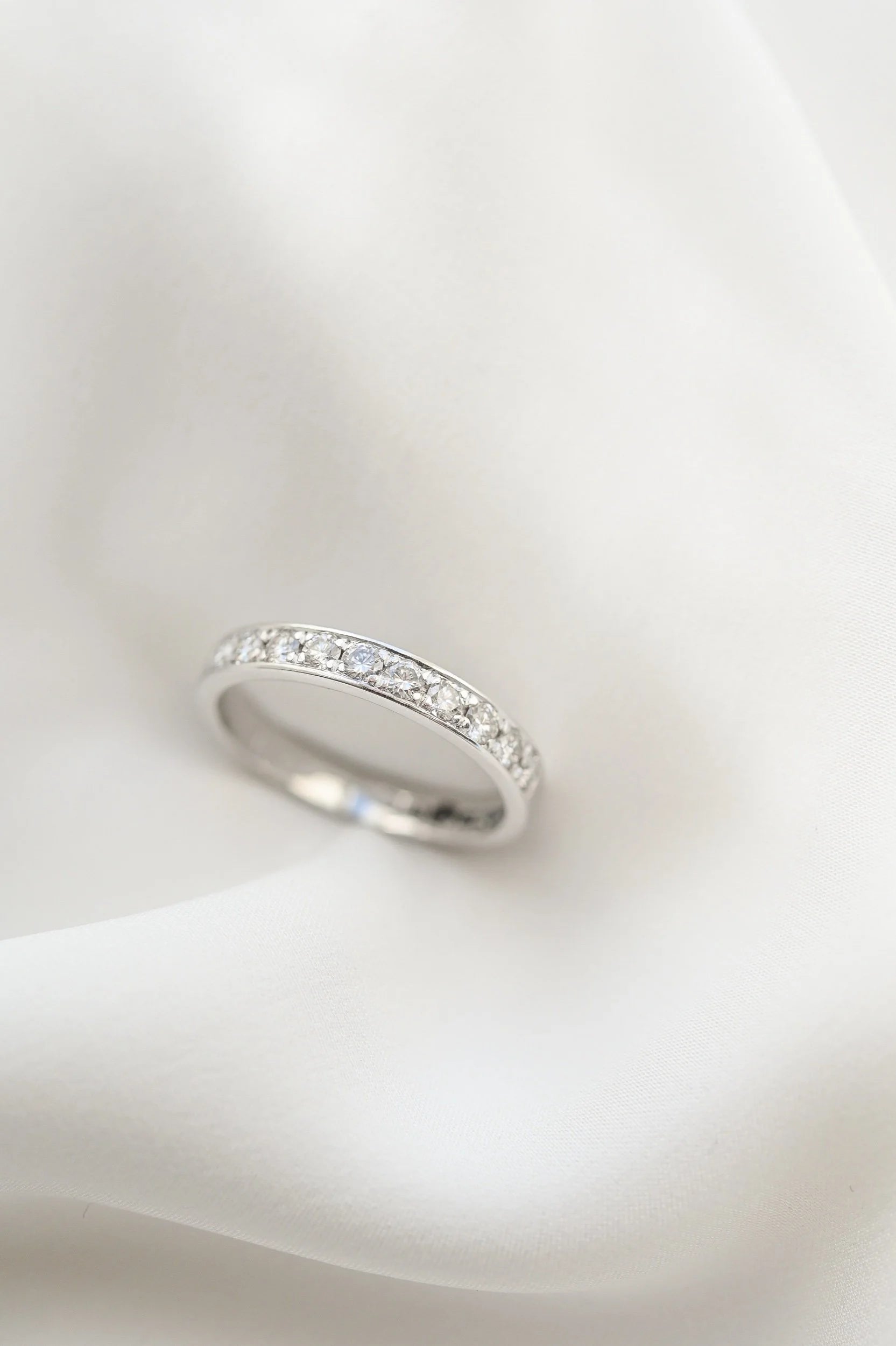 Dreamy Swedish Vintage Diamond Band 0.50 Carats Ring 18K White Gold