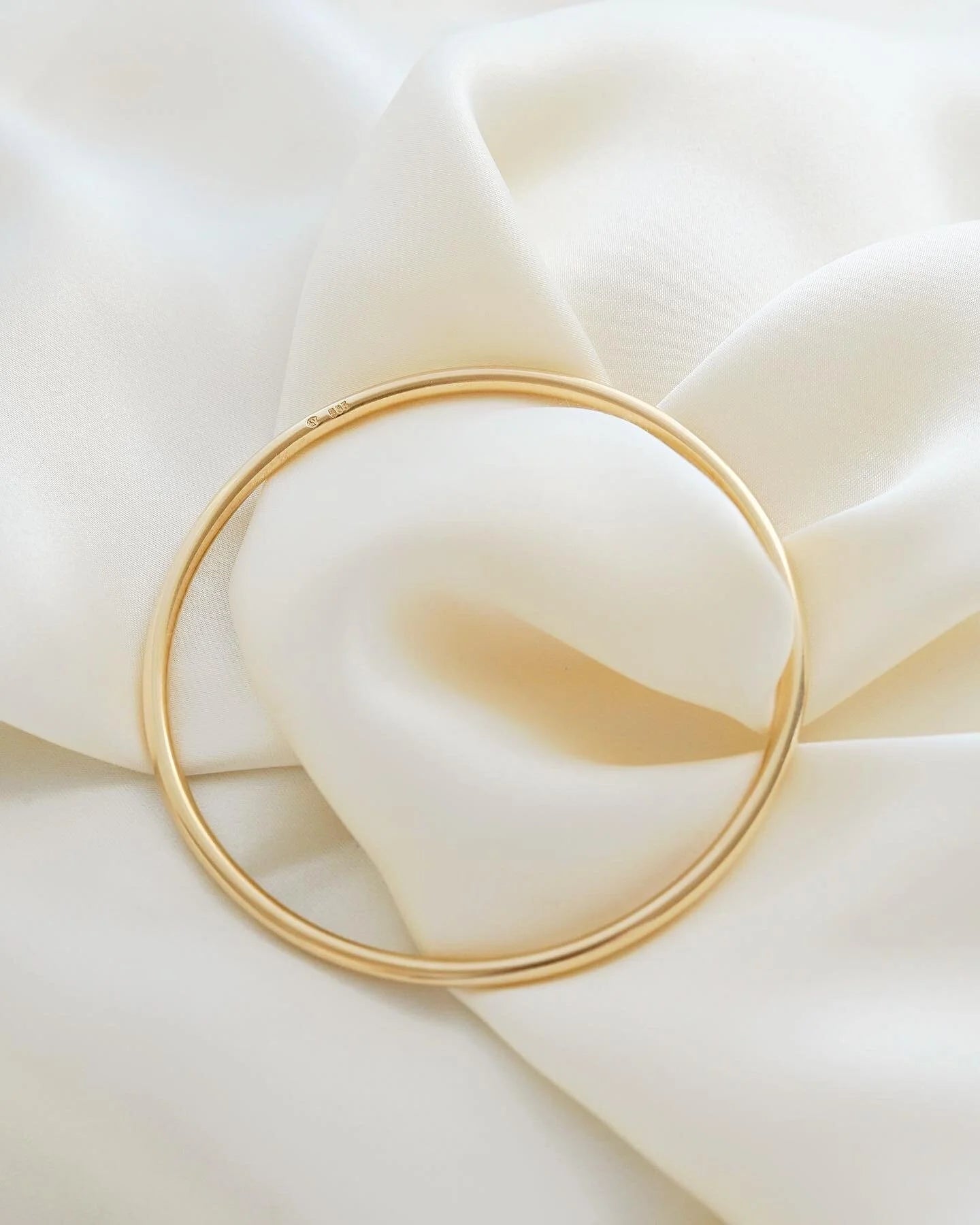 Third and last! SUPERB Danish Vintage Bangle Solid Through and Through 14K Gold