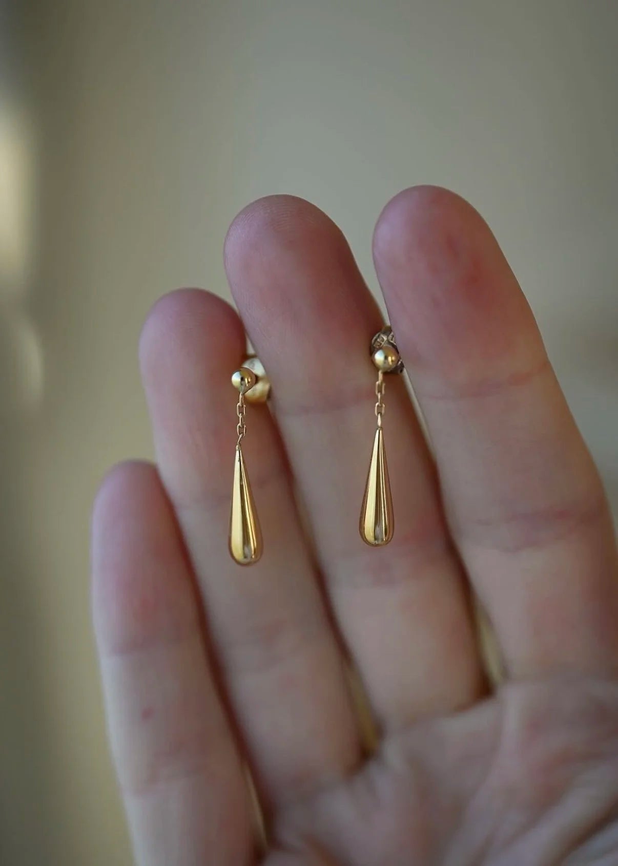 Dream Teardrop Vintage Earrings 18K Gold 1950s Sweden