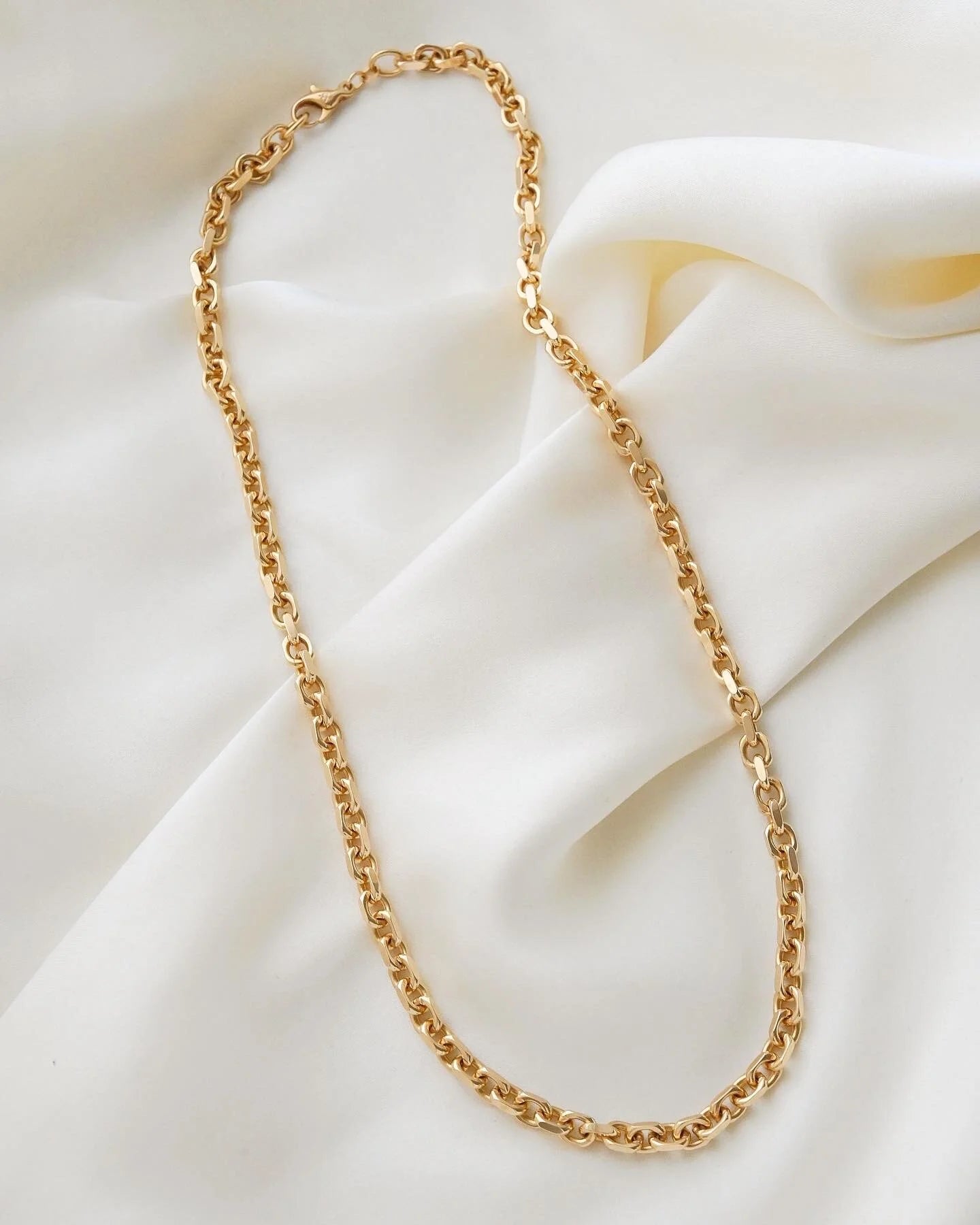 Rare Italian 57 Grams Anchor Link Necklace 20.25 Inches 18K Gold