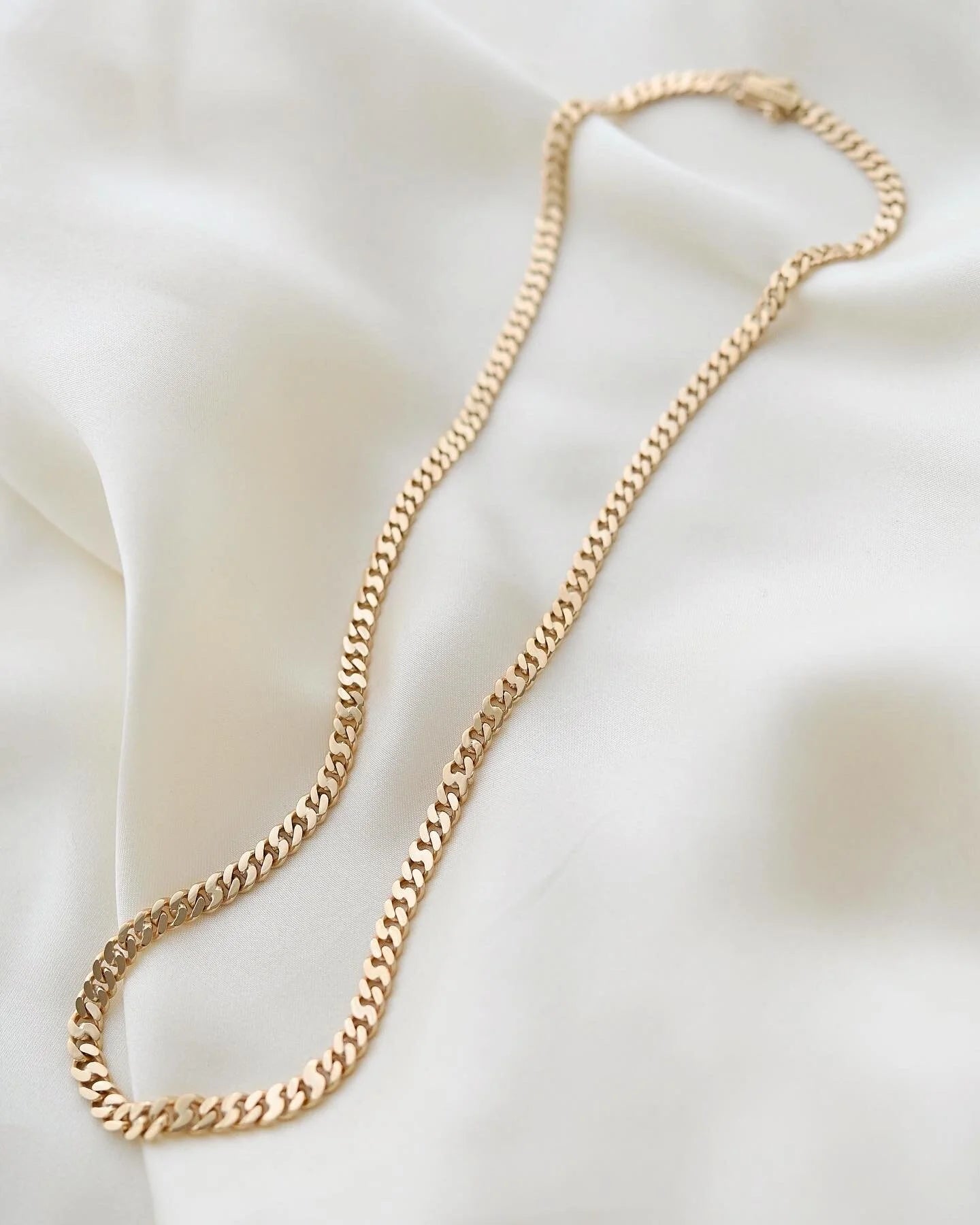 Stunning Vintage Curb Link Chain 14K Gold 1963