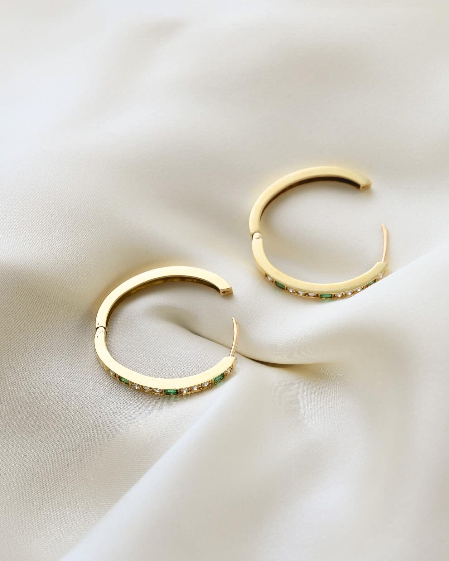 Big Vintage Hoops Huggies Emerald And Diamond 14K Gold
