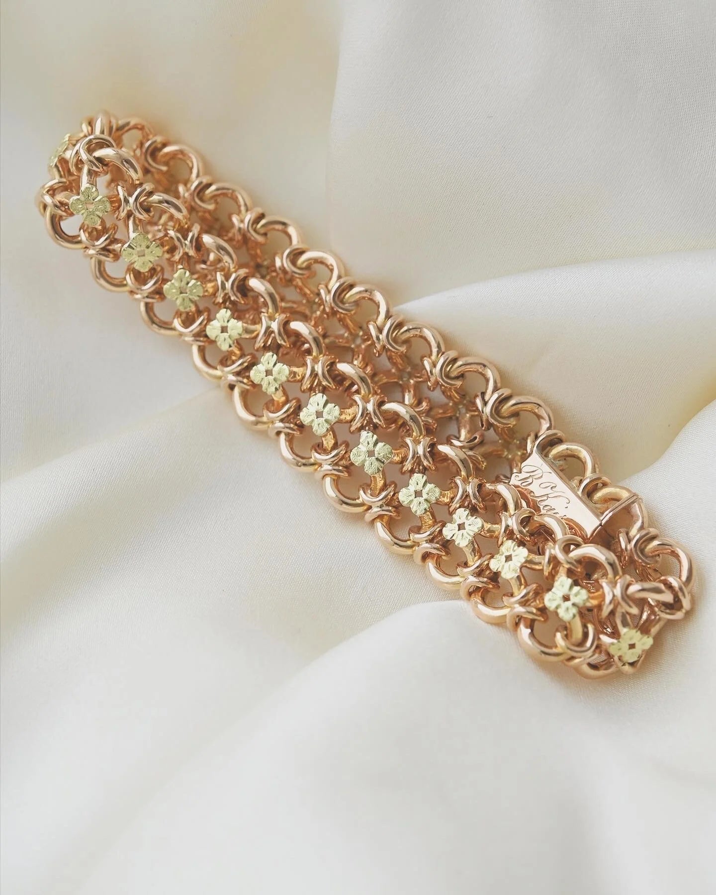 Divine Rare Fancy Link Flower Dream Bracelet 18K Rose Gold 1950s