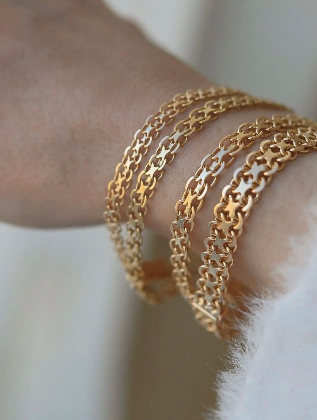 Amazing Rare Mid Century Swedish Single Row Star Link Bracelets 18K Gold