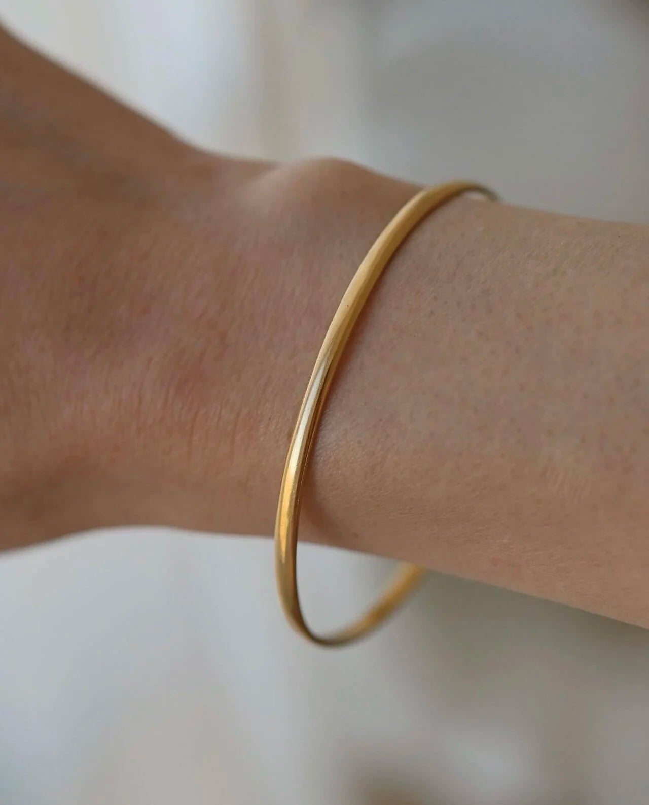 Most Asked About Vintage Styles 14-18K Gold Bracelets Mid Century