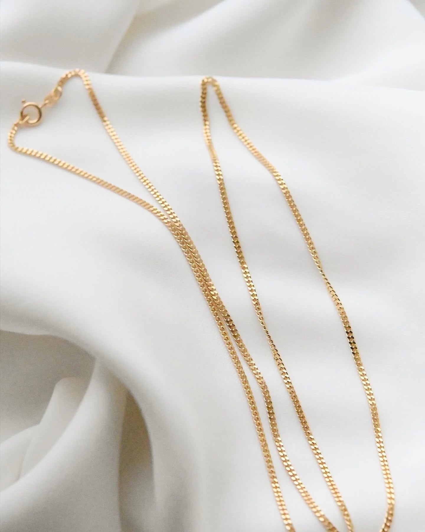 Two-in-One Long Vintage Curb Chain 18K Gold Italian Vintage