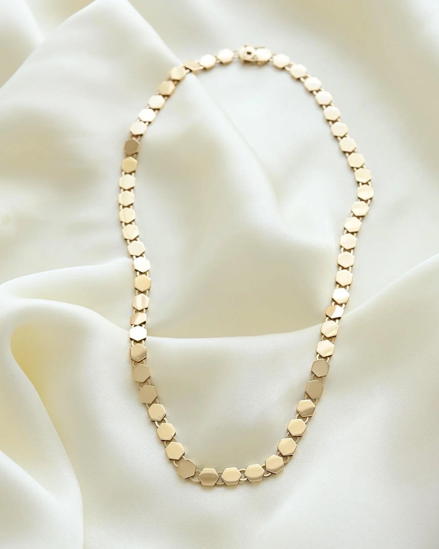 Gorgeous Rare Mid Century Necklace 14K Gold 1960s