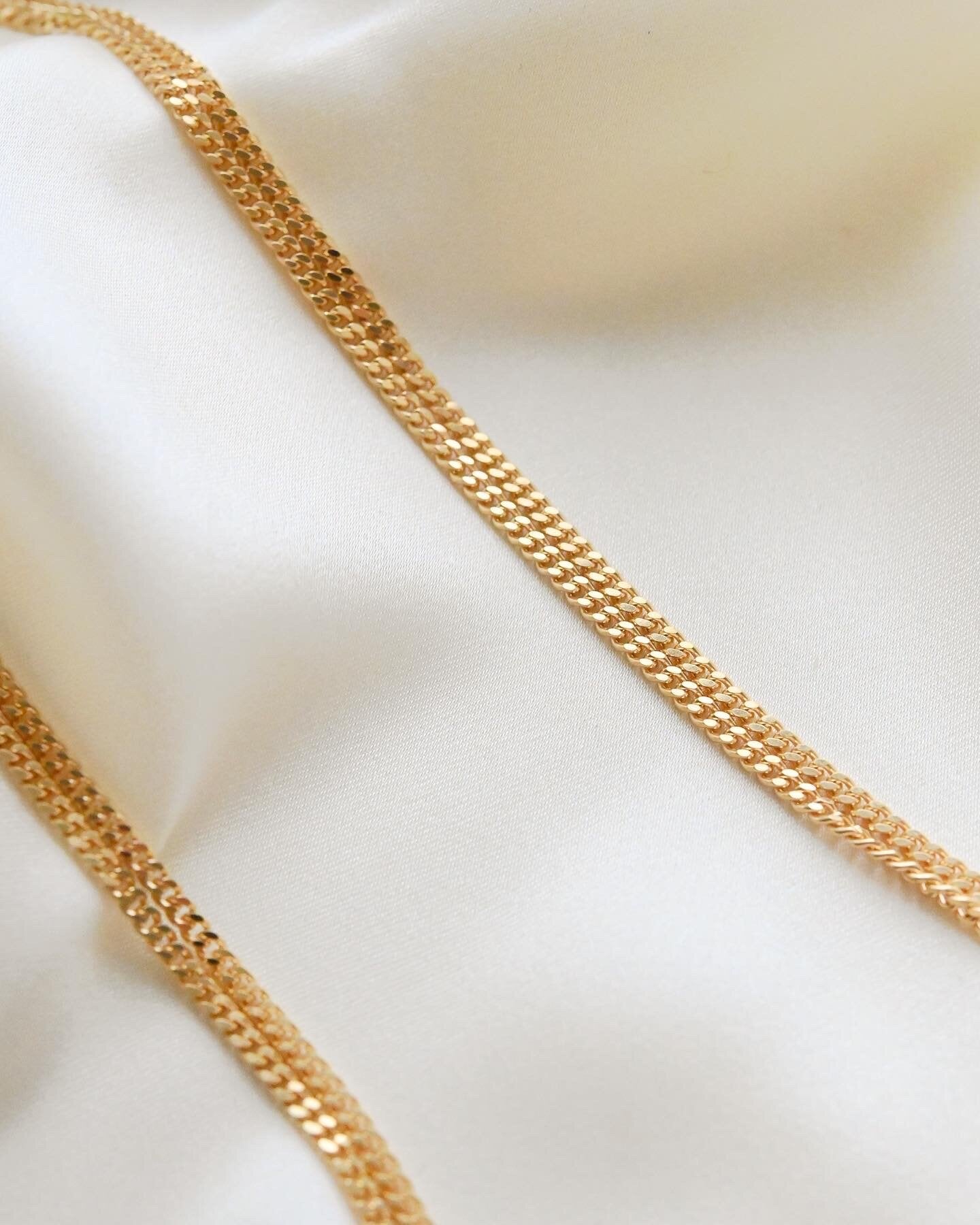 Versatile Fun Vintage Curb Link Chain 18K Gold