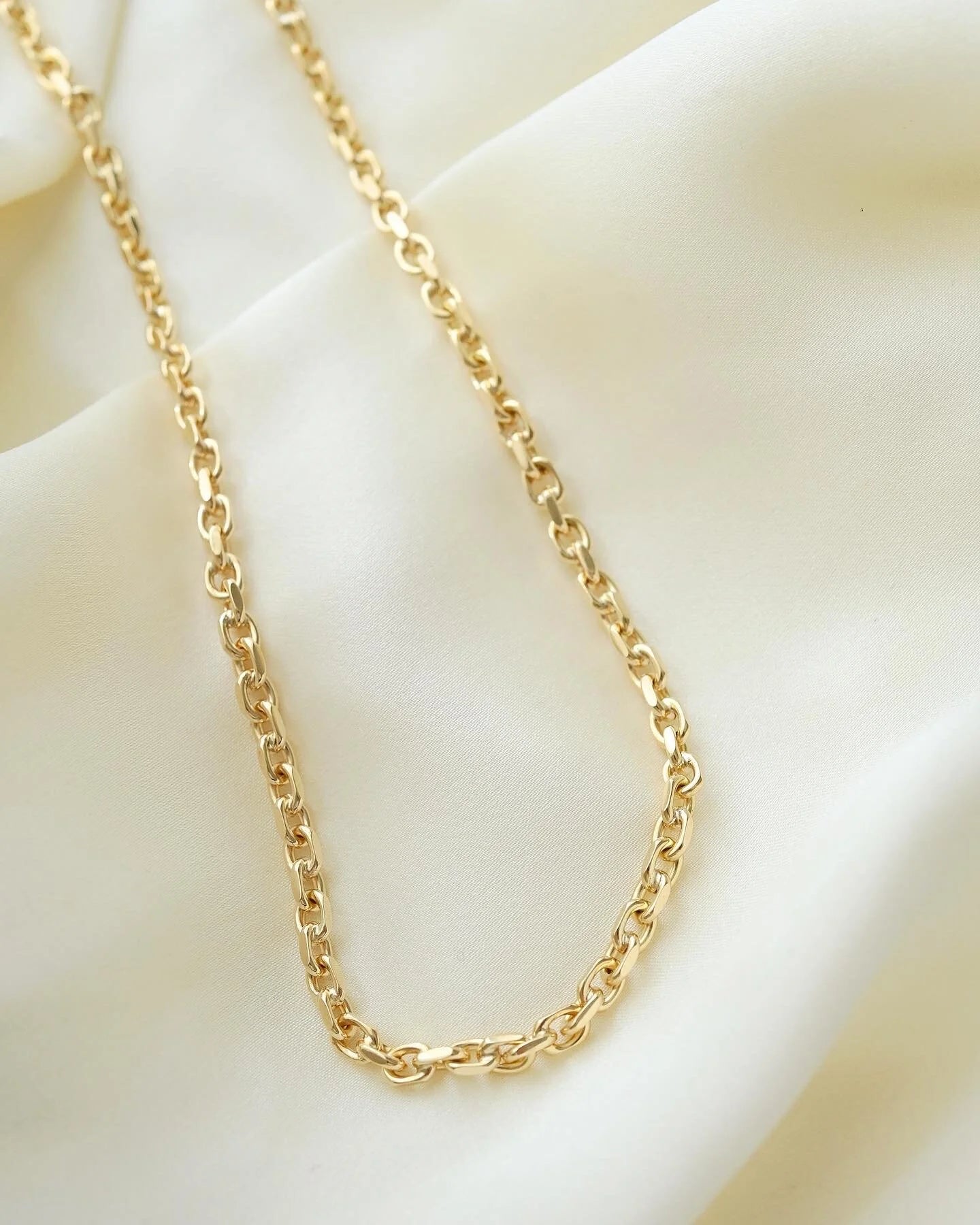 Sublime 17.15 inches Danish Vintage Anchor Chain 14K Gold