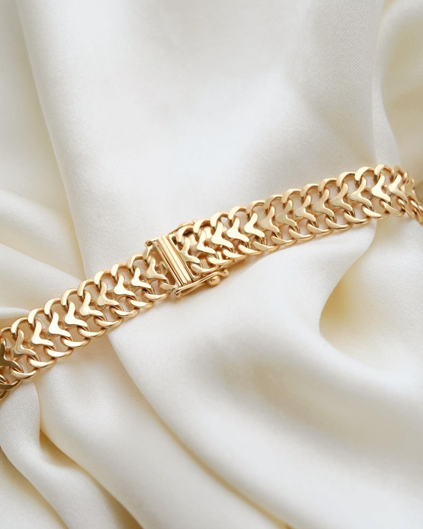 Heavy 22 Grams Swedish Vintage Fox Tail Link Bracelet 18K Gold 1988