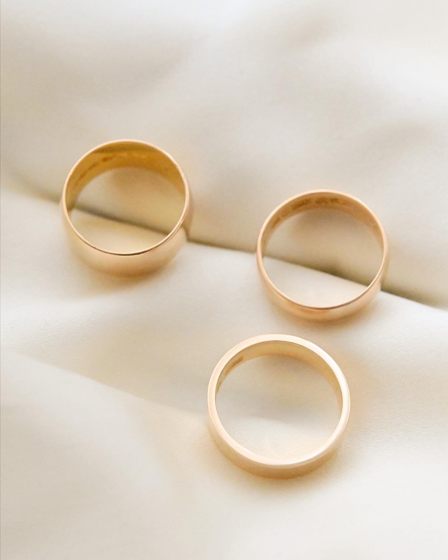 Unique Super Wide Heavy Swedish Vintage Gold Band 18K 1959