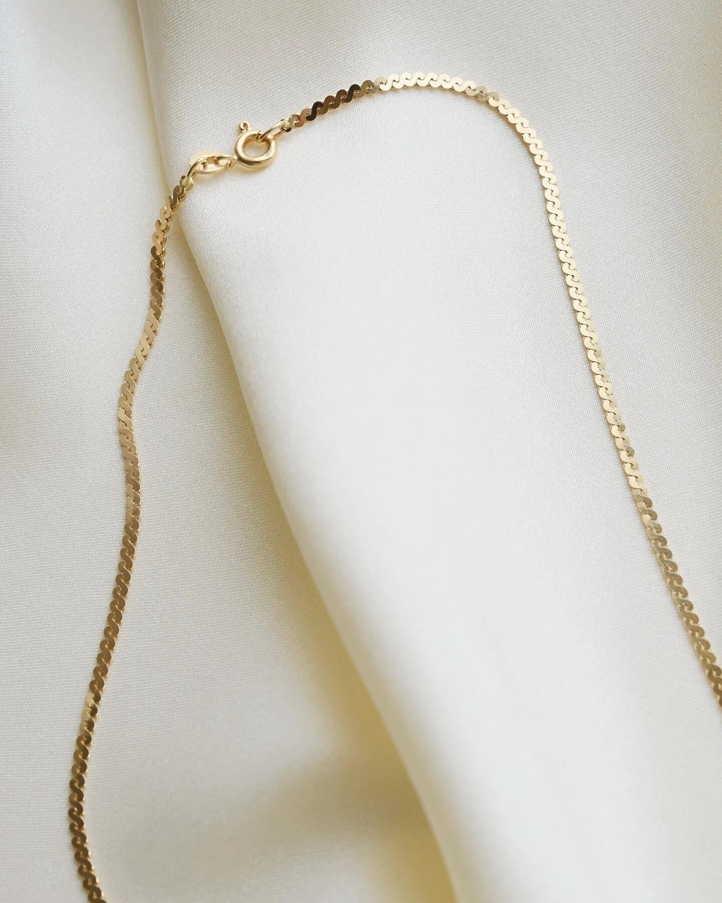 The Best Long Vintage Baby Virola Link Chain 18K Gold