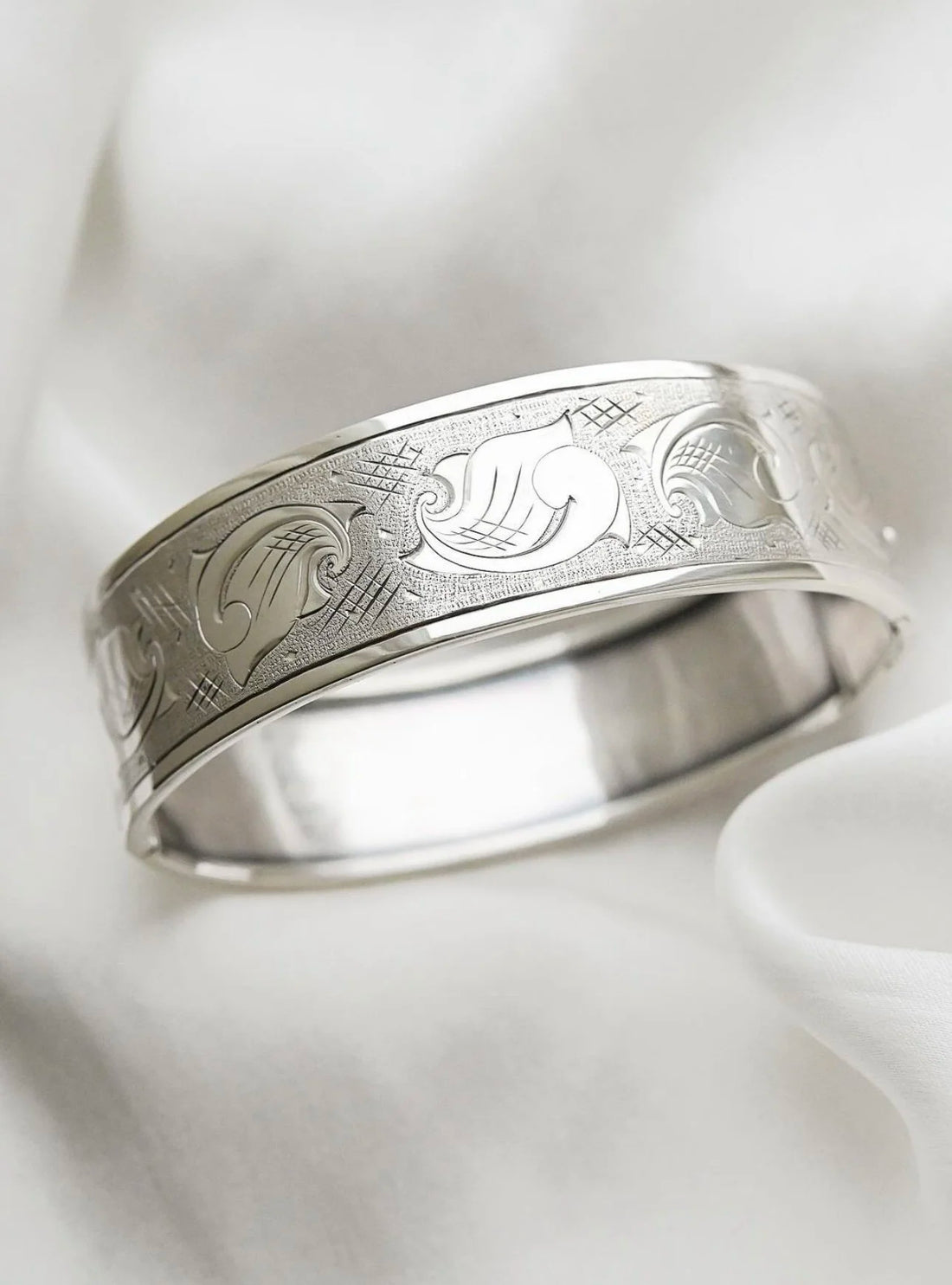 Gorgeous 30 Grams Silver Bangle w Engravings 1949 Sweden