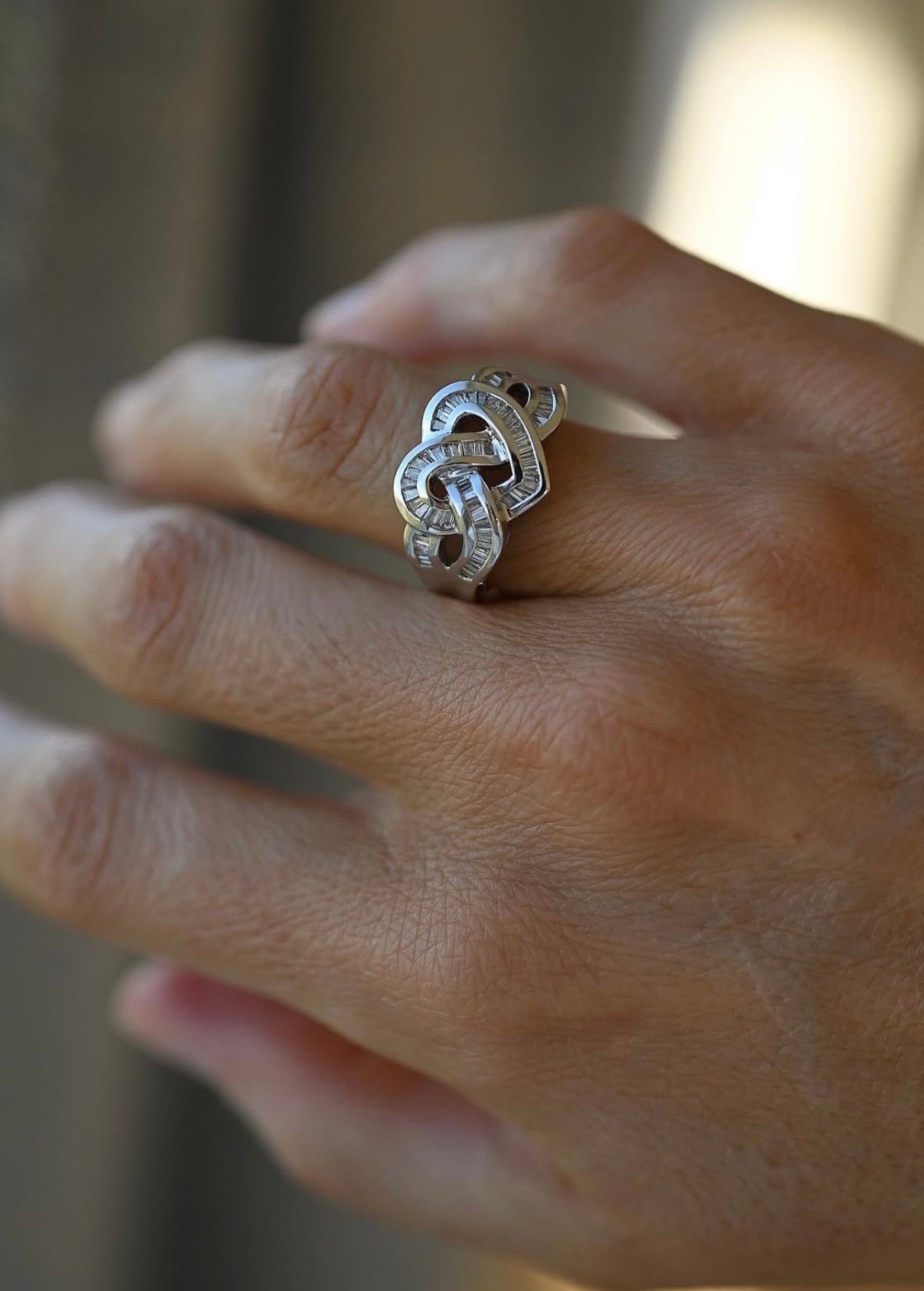 Incredible Intertwining Heart Ring 18K Gold 1990s Denmark