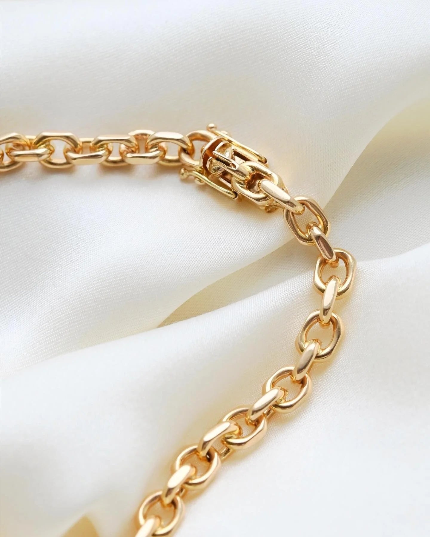 Super Gorg Rare Anchor Link Bracelet 18K Gold