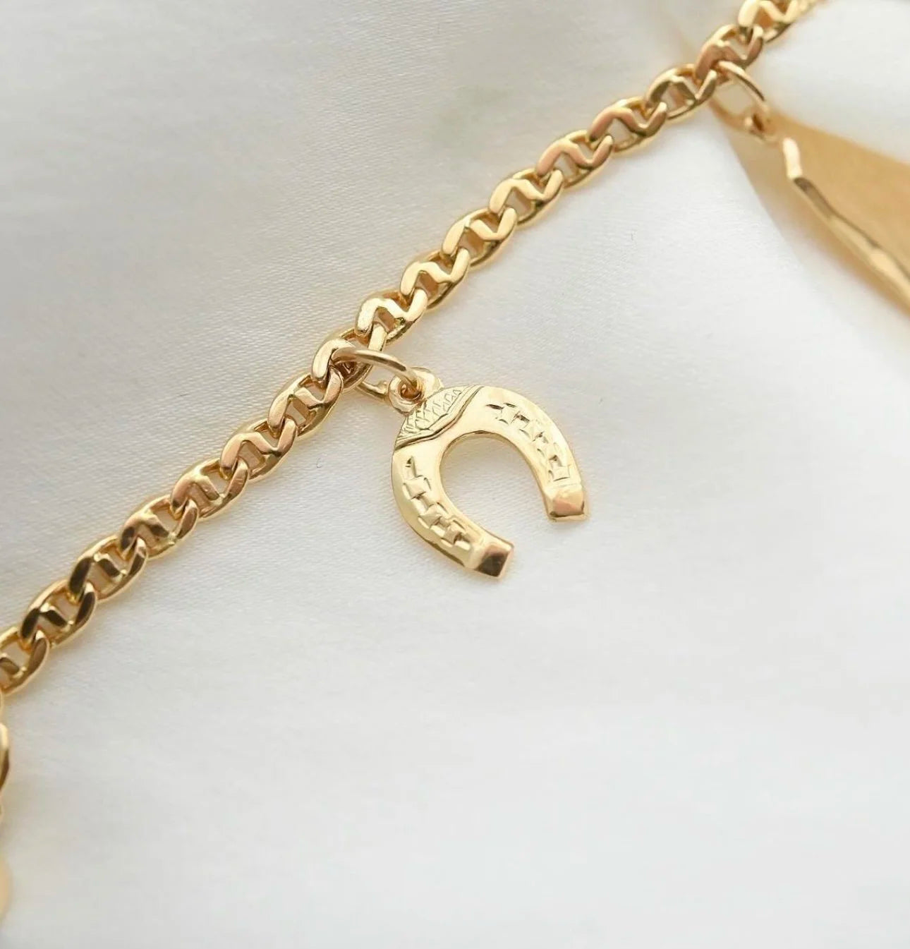 Gorg Vintage Mariner/Gucci Link Charm Bracelet 18K Gold